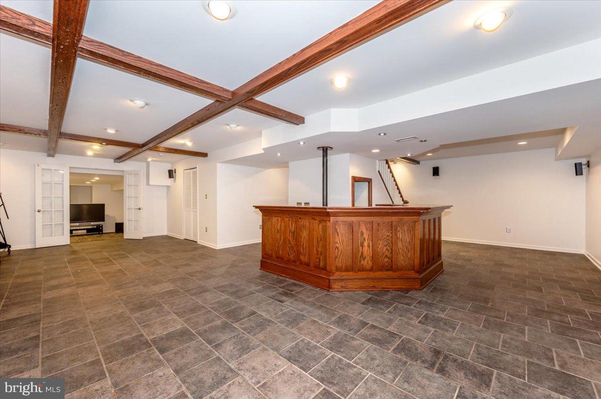 ELIZABETH'S DELIGHT - Residential