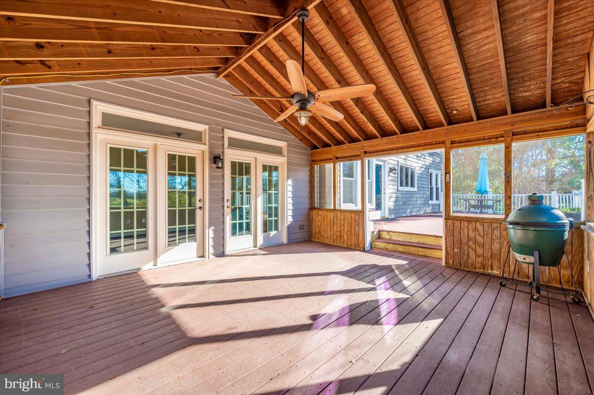 ELIZABETH'S DELIGHT - Residential