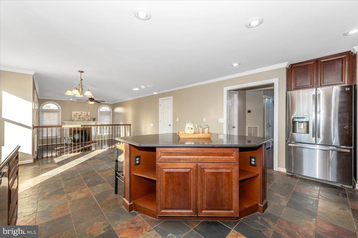 ELIZABETH'S DELIGHT - Residential