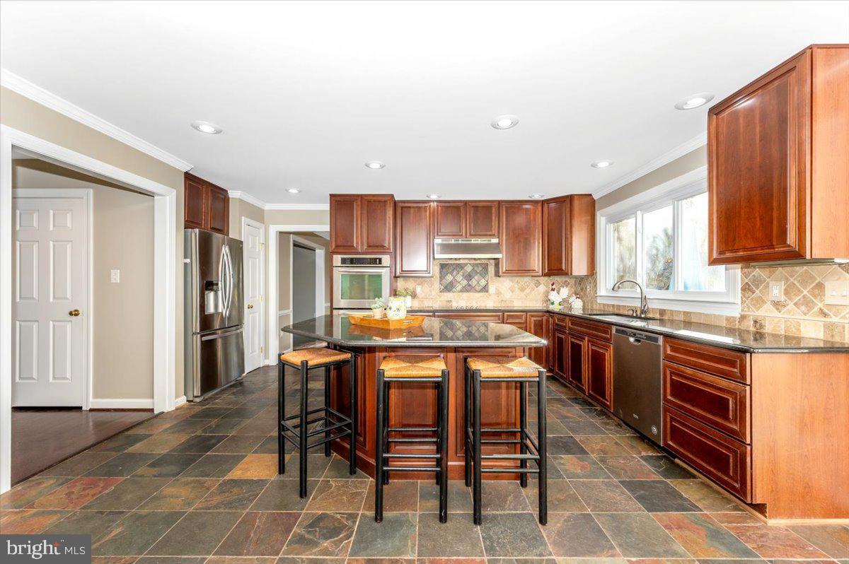 ELIZABETH'S DELIGHT - Residential