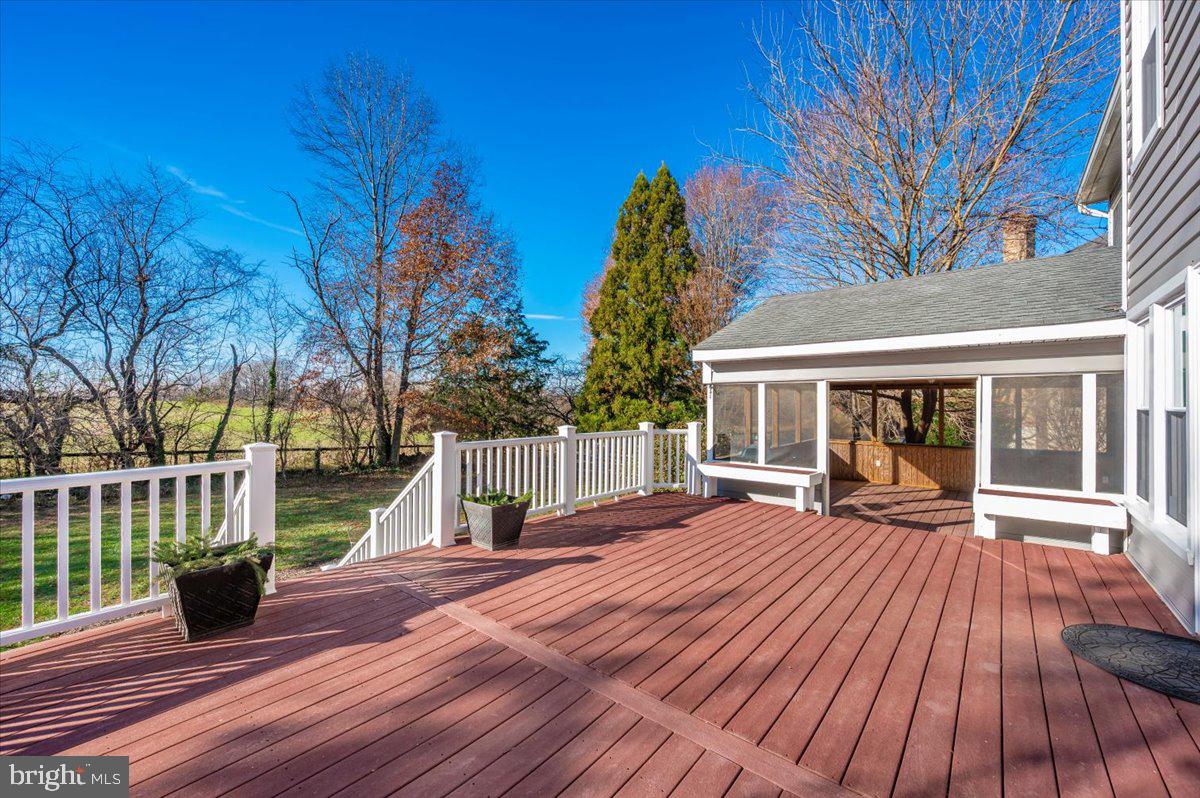 ELIZABETH'S DELIGHT - Residential