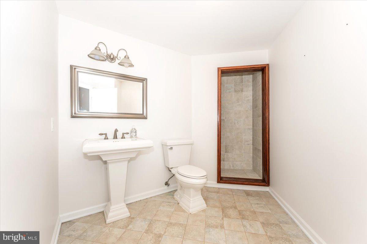 ELIZABETH'S DELIGHT - Residential