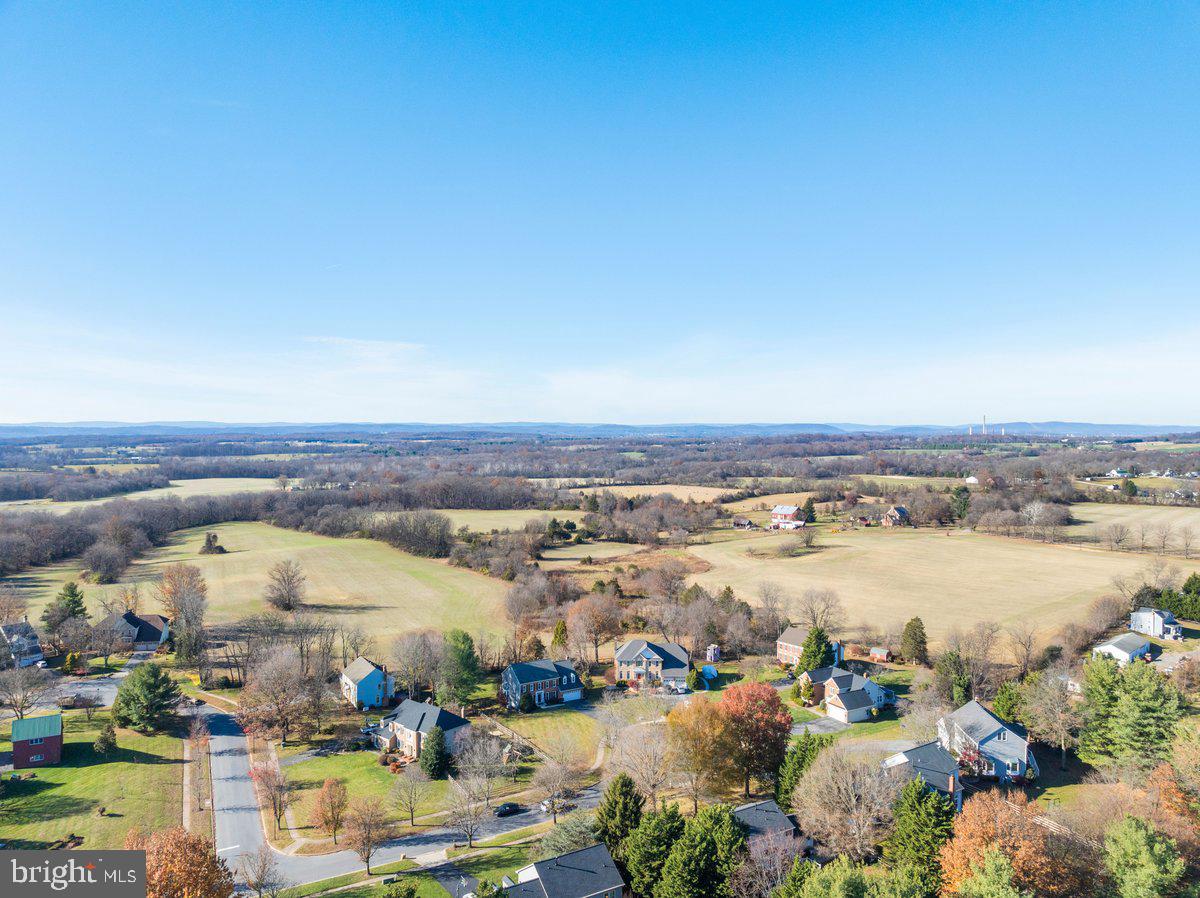 ELIZABETH'S DELIGHT - Residential