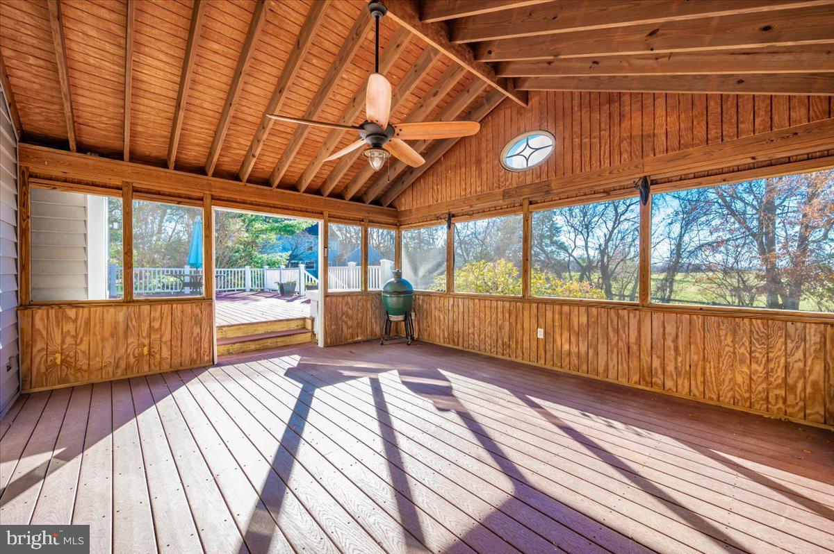 ELIZABETH'S DELIGHT - Residential