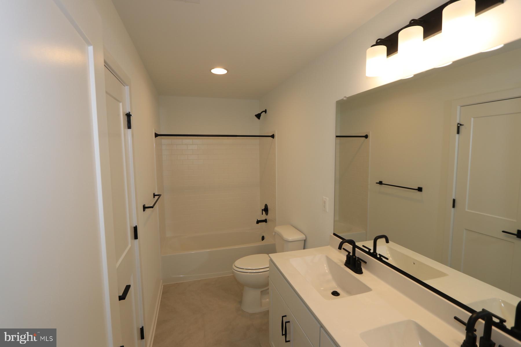 LIBERTY RUN - Residential