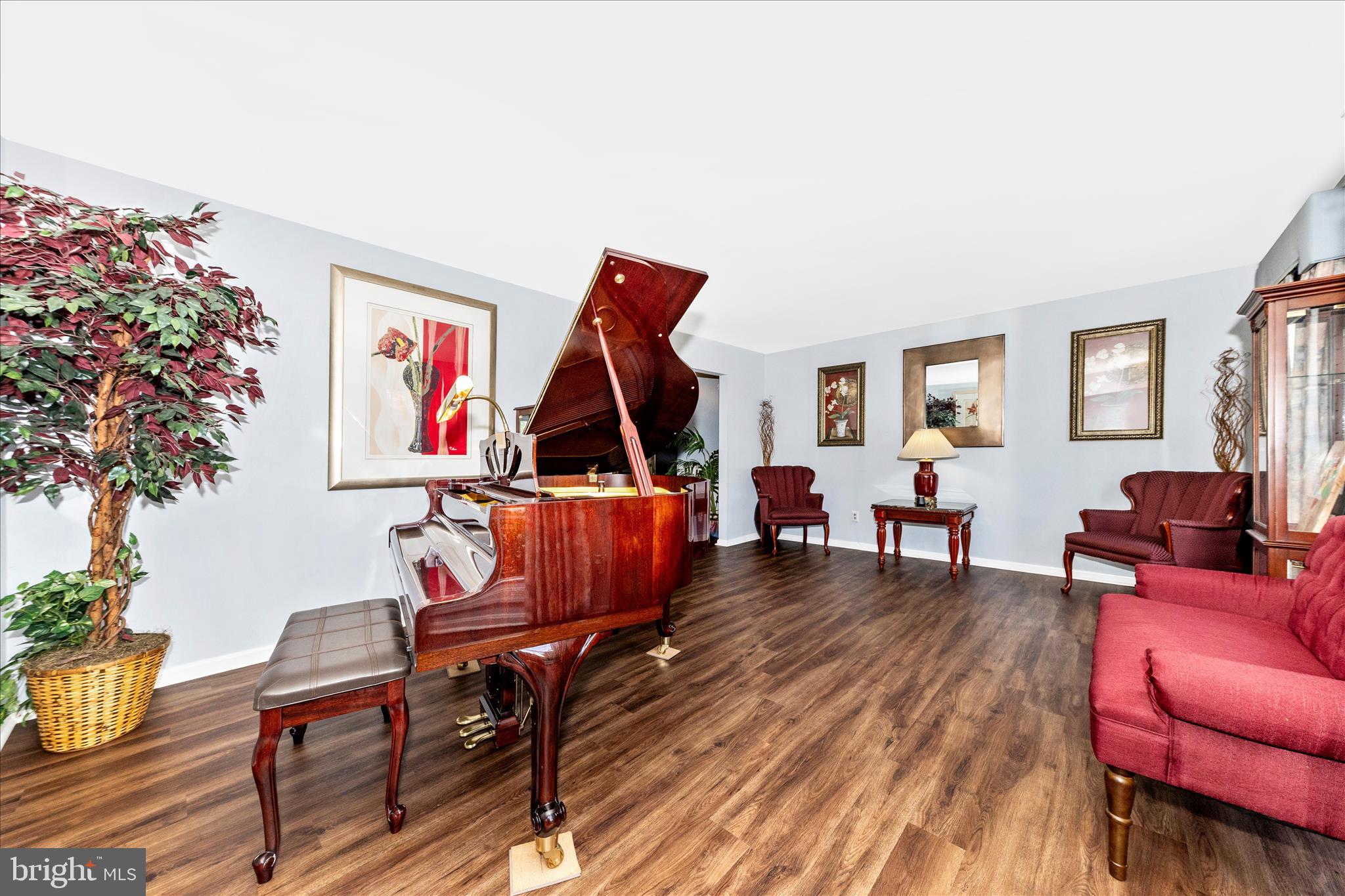 MILL CREEK SOUTH - Residential