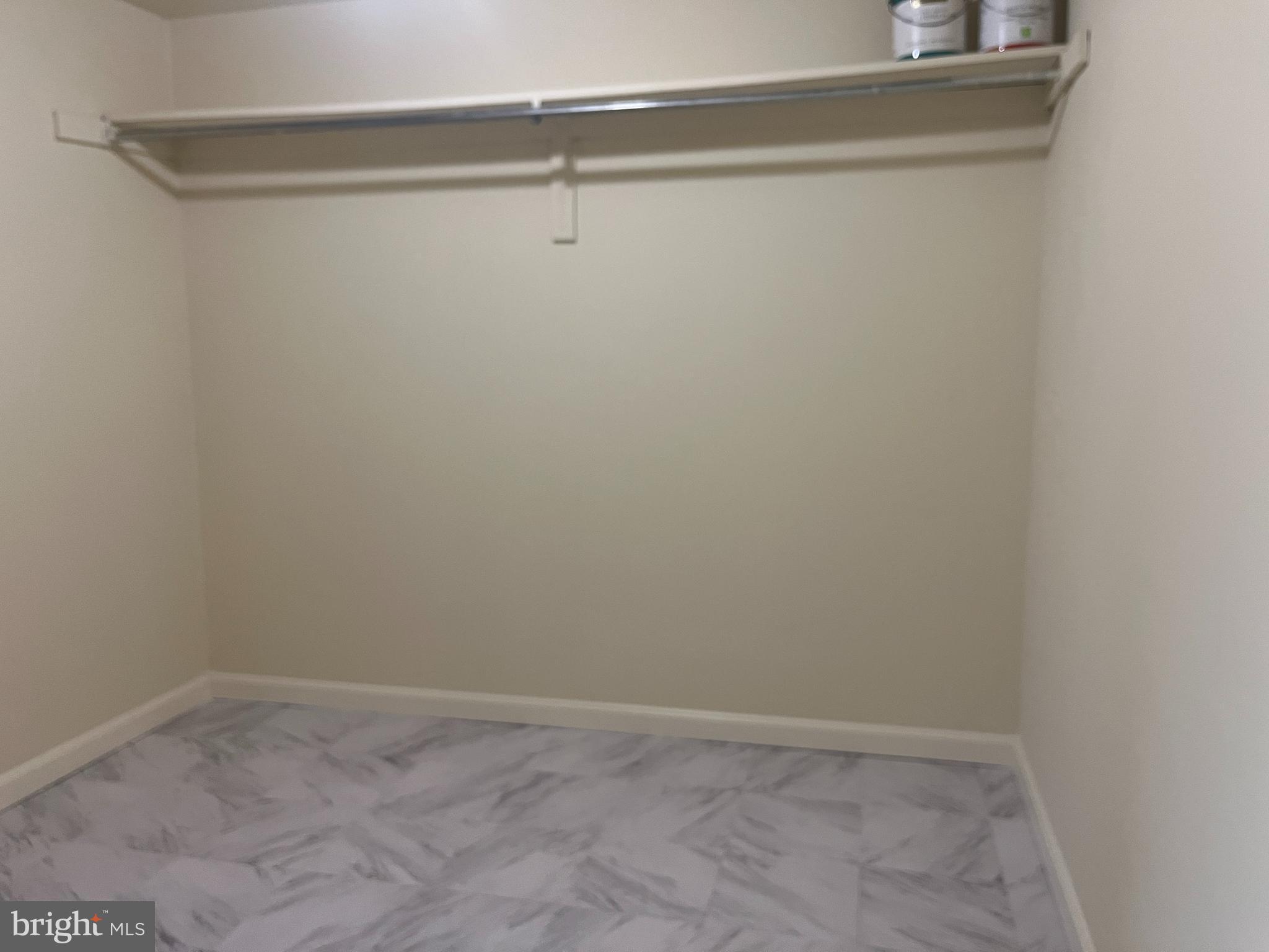 LAKESIDE TERRACE - Residential Lease