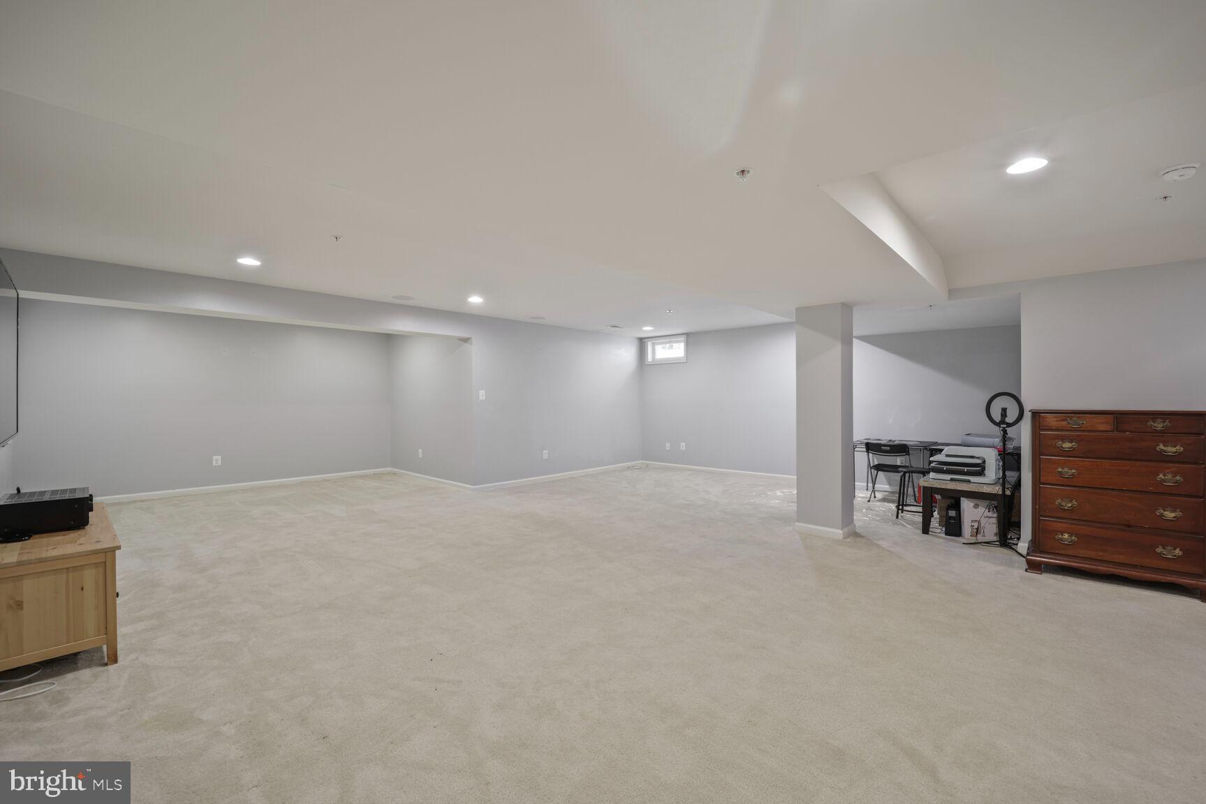 THE CRESCENT AT CHERRY LANE - Residential