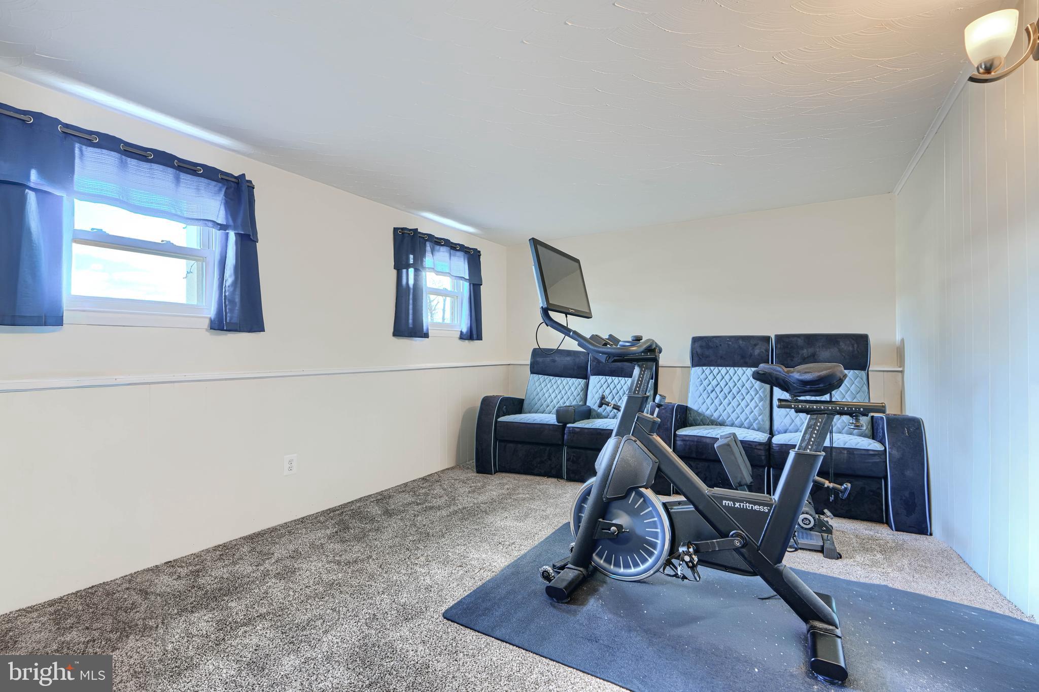 FOUNTAIN HILL - Residential