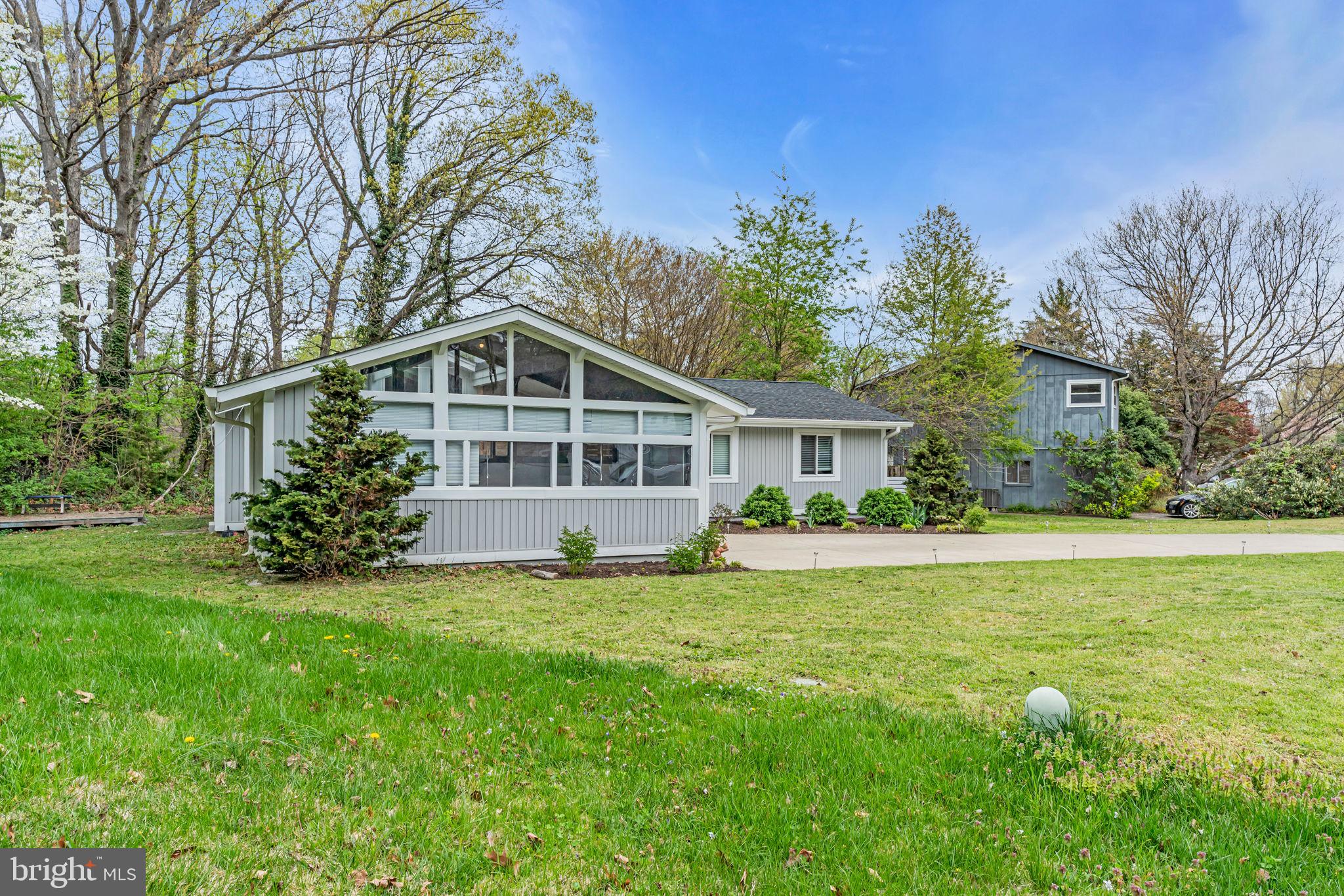 12704 WESTPORT LANE