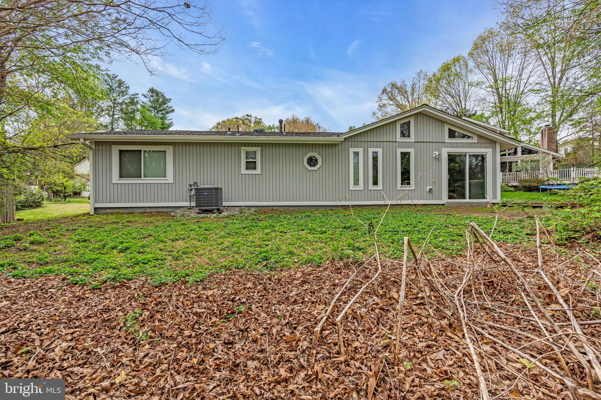 LAKE RIDGE - Residential