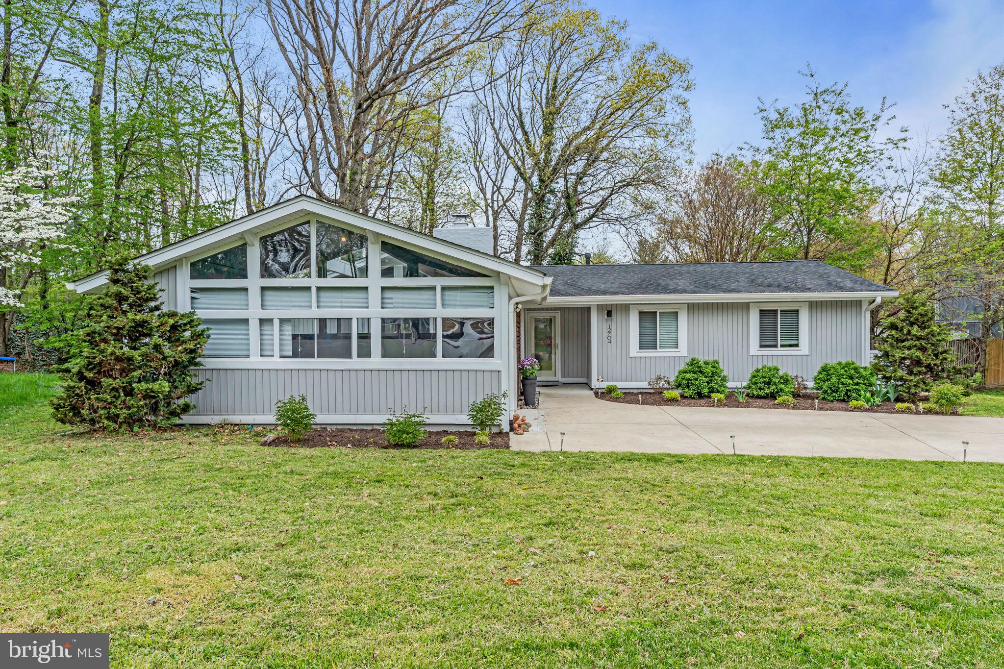 12704 WESTPORT LANE