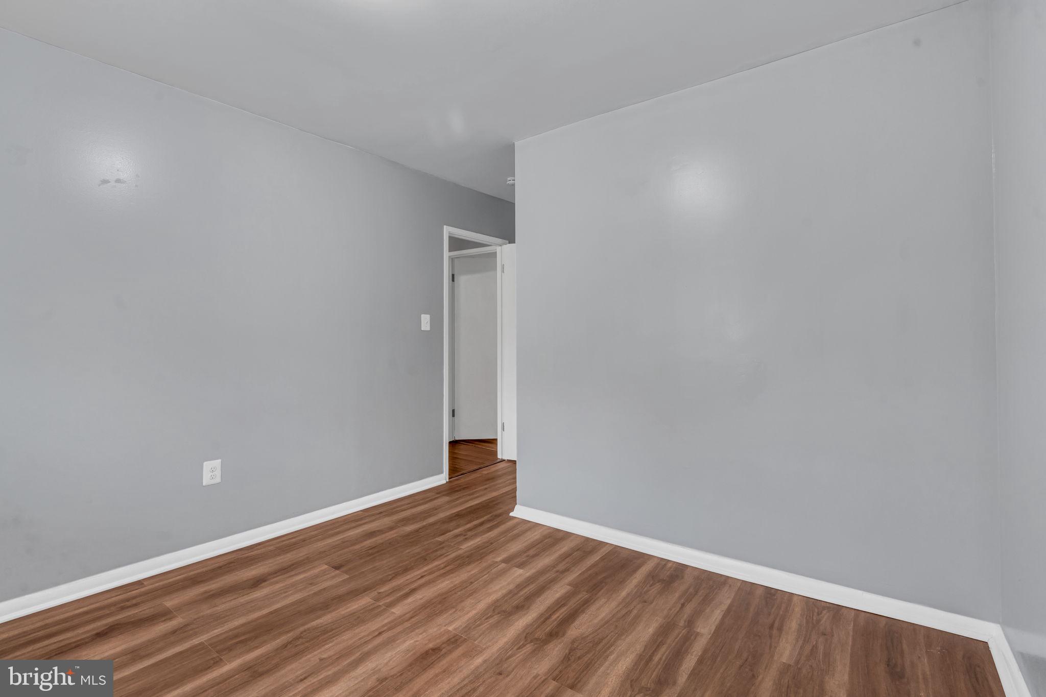 LAKE RIDGE - Residential