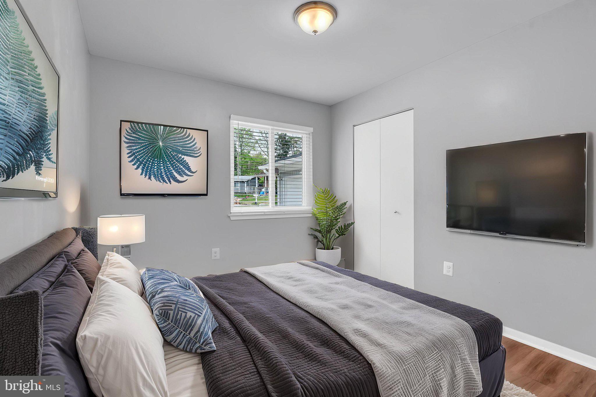 LAKE RIDGE - Residential