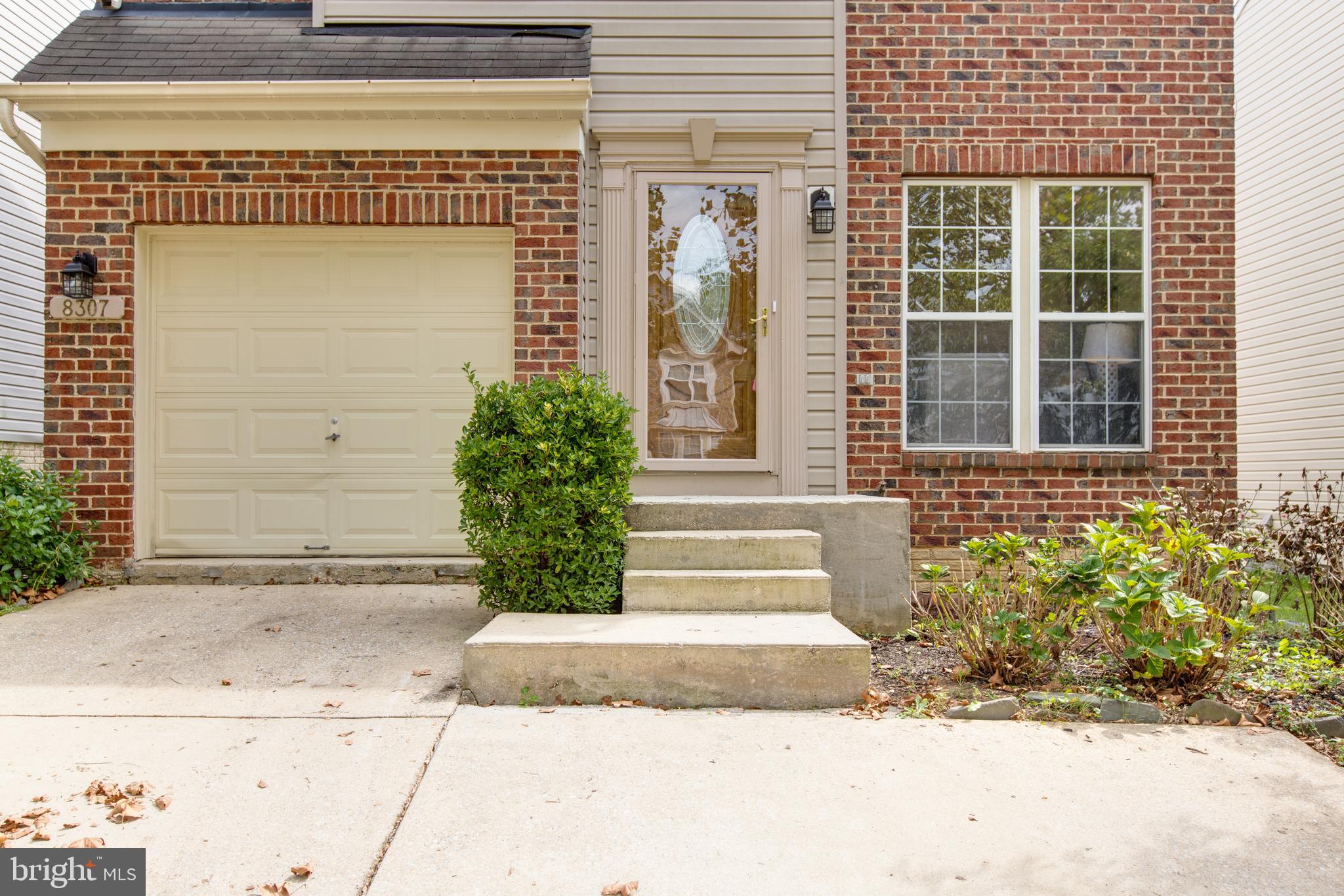 RUSSETT - Residential