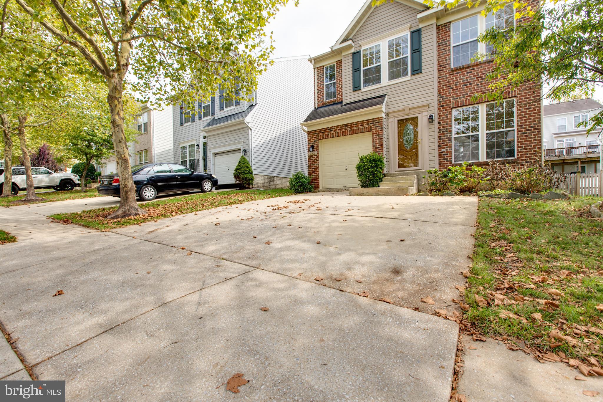 RUSSETT - Residential