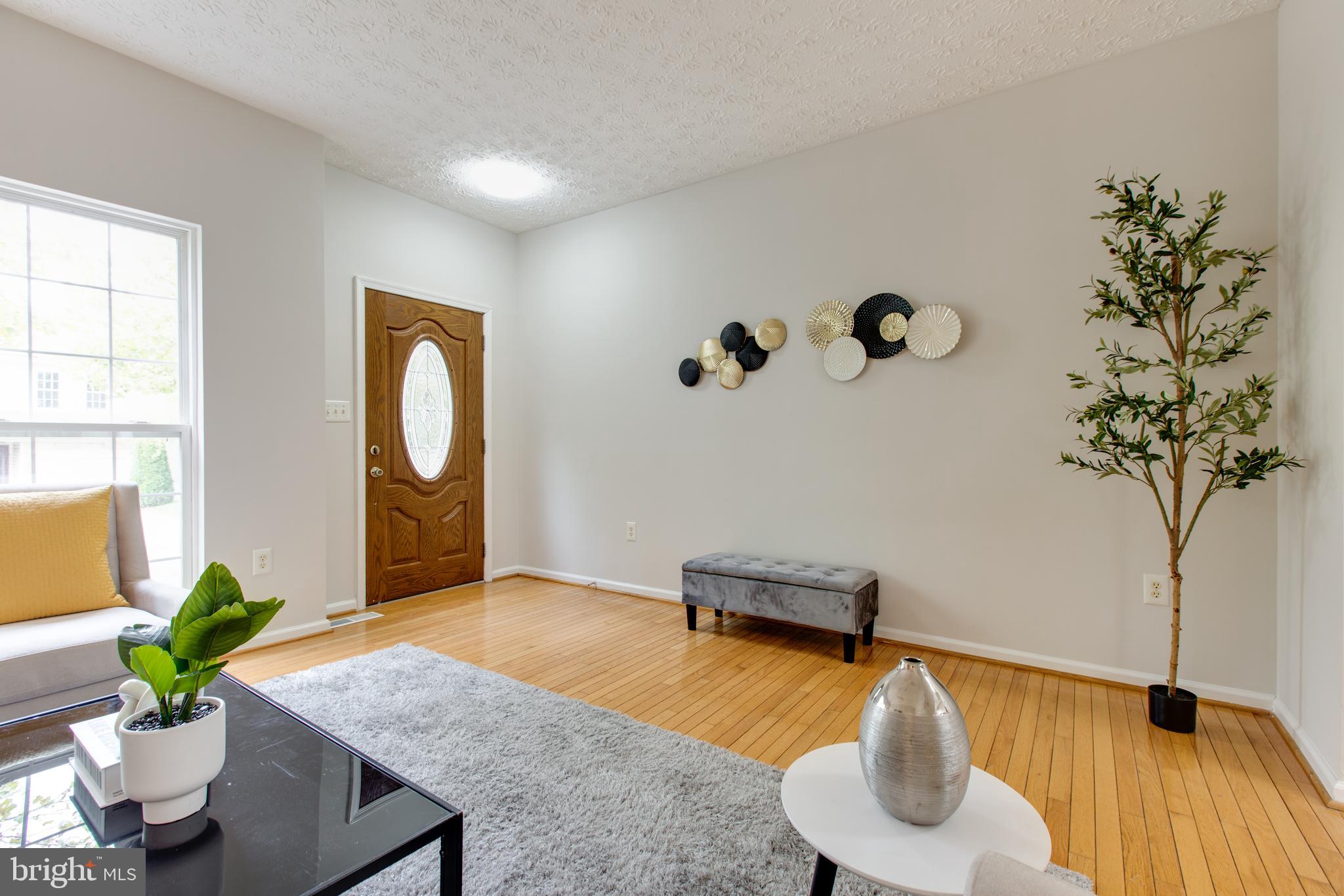 RUSSETT - Residential