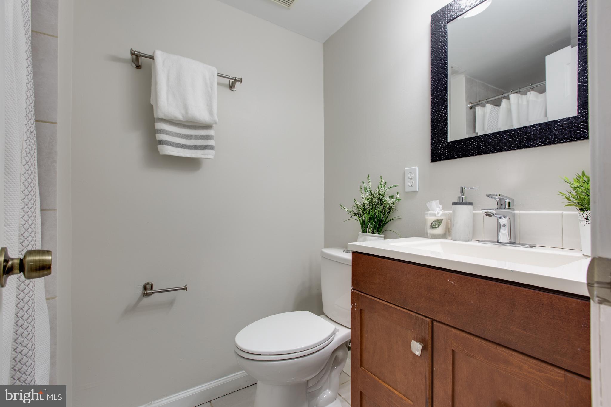 RUSSETT - Residential