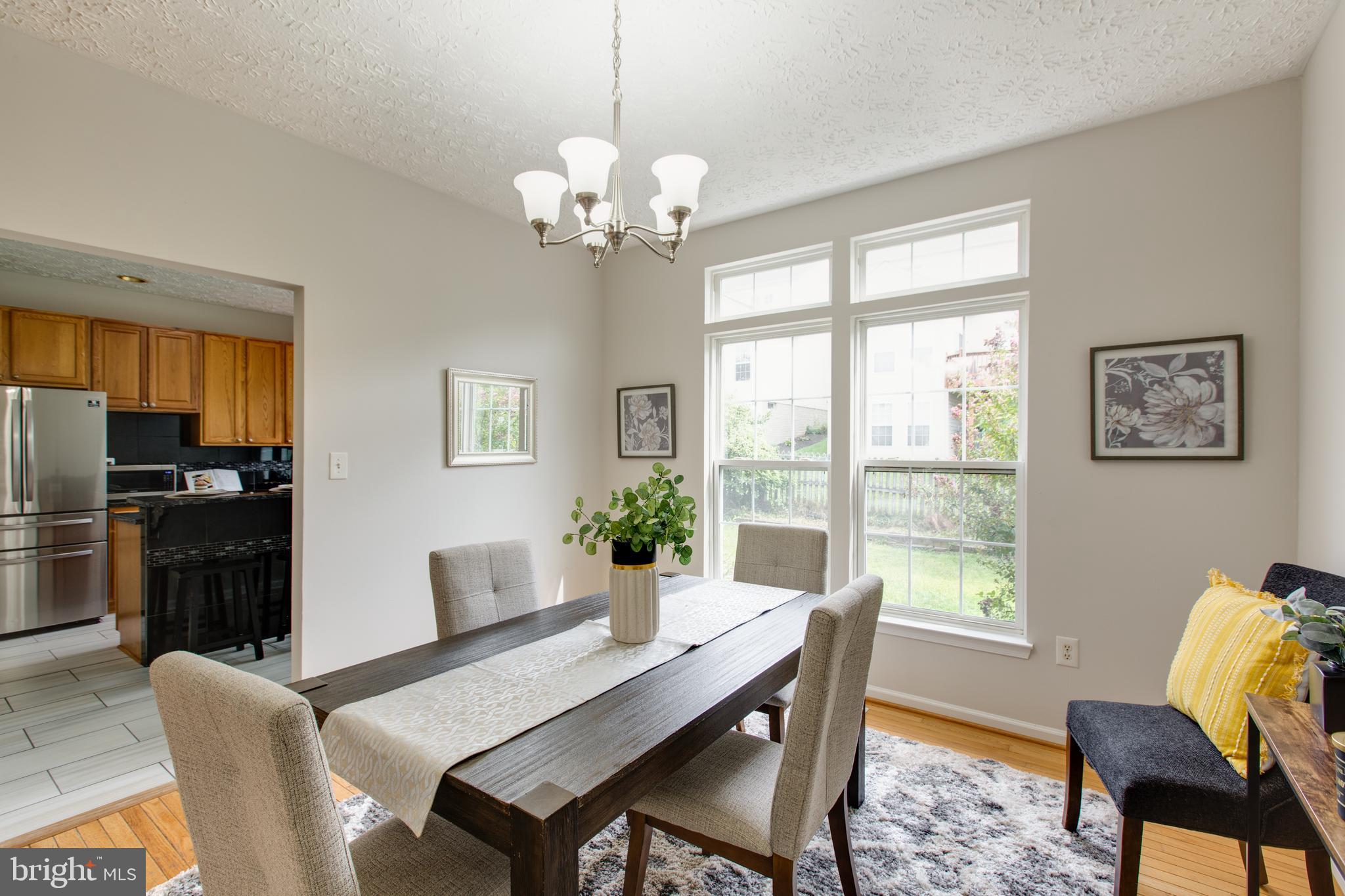 RUSSETT - Residential