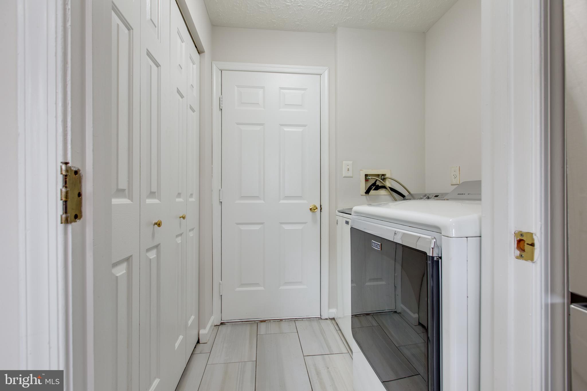 RUSSETT - Residential