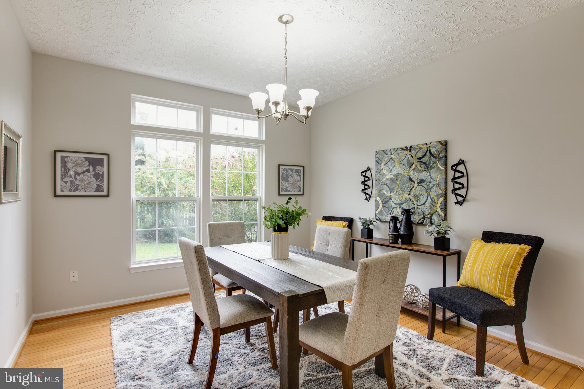 RUSSETT - Residential