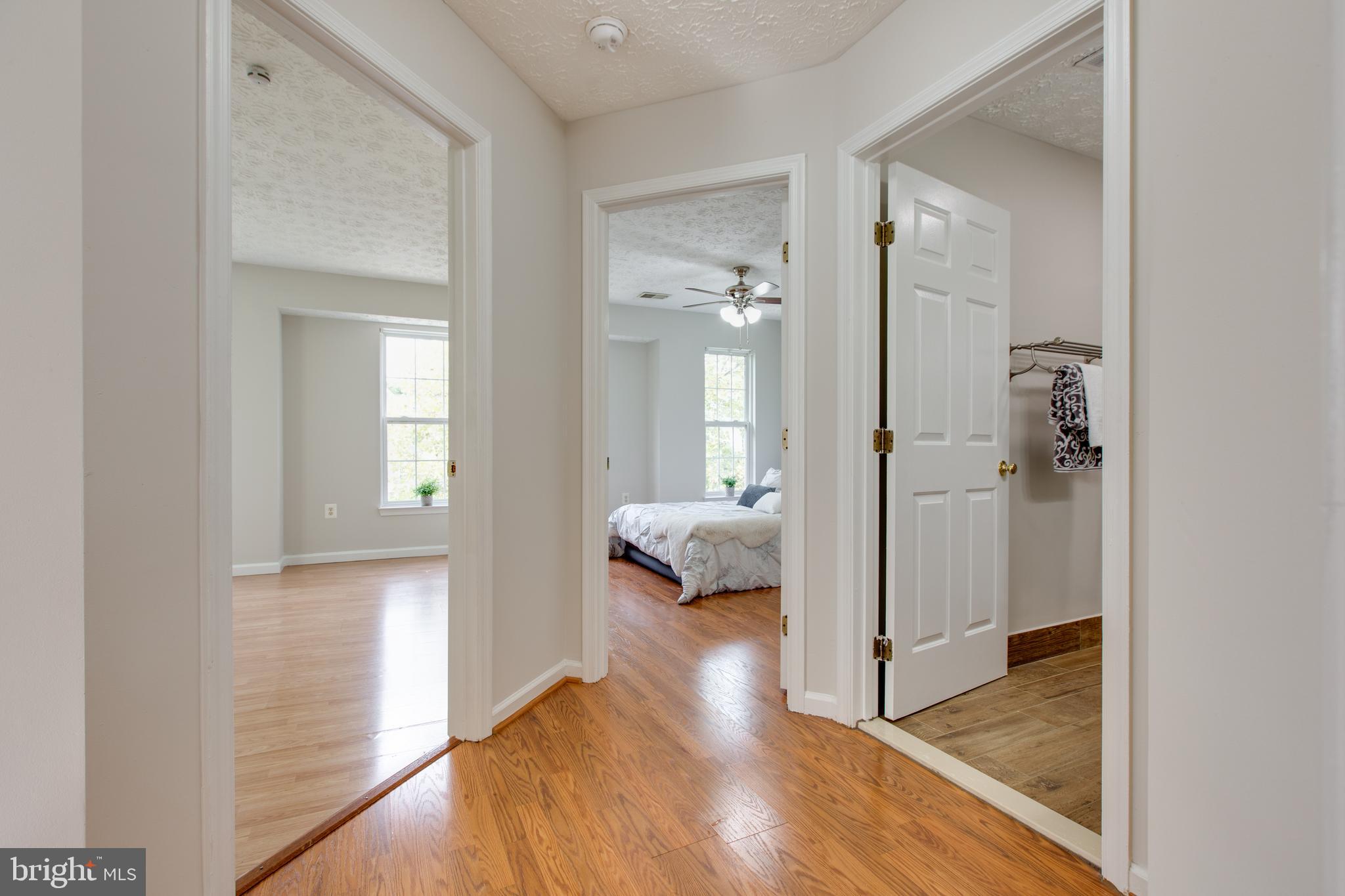 RUSSETT - Residential