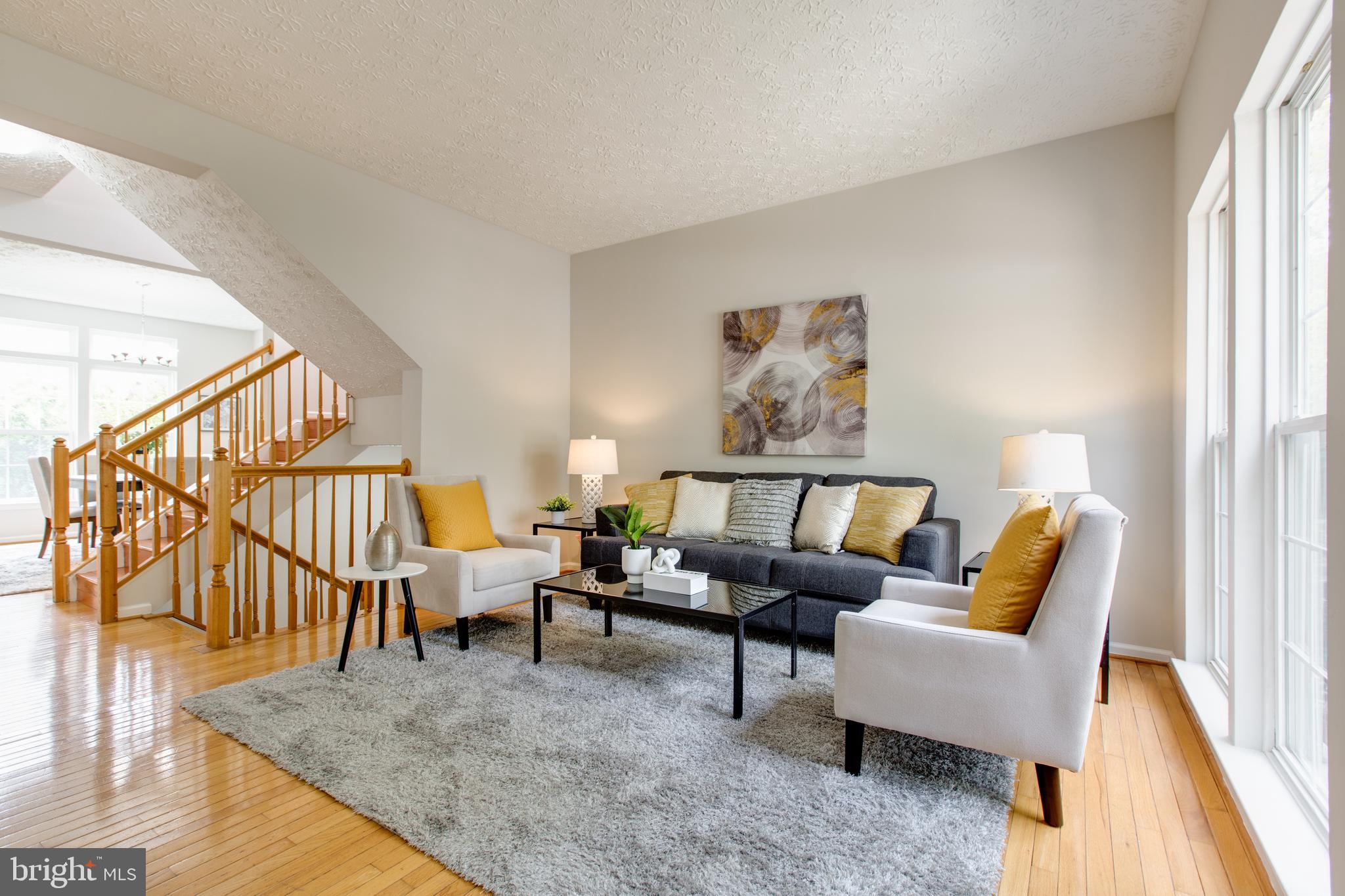 RUSSETT - Residential