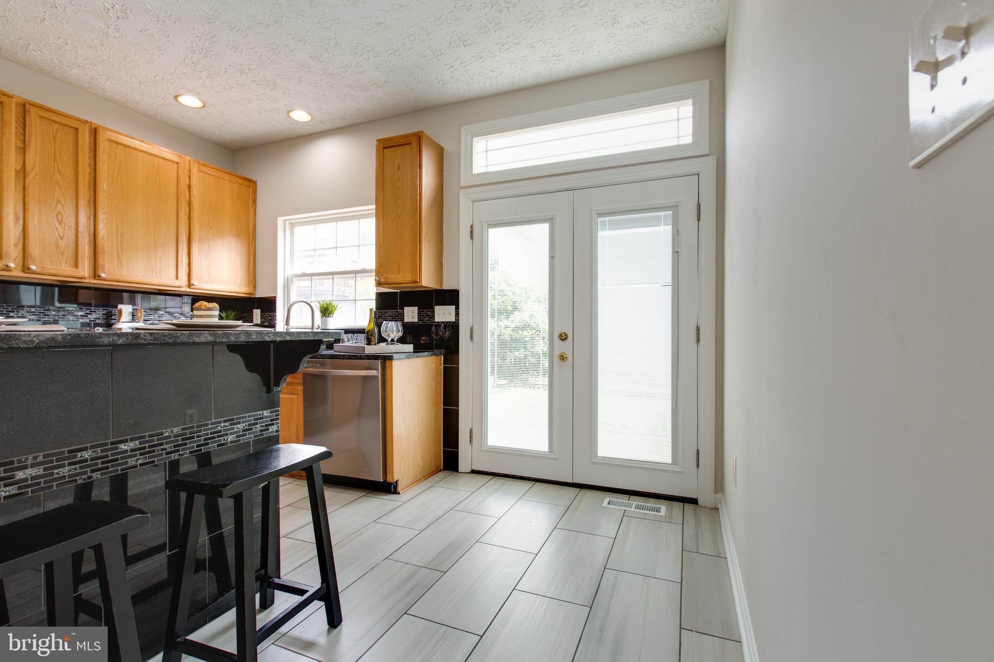 RUSSETT - Residential