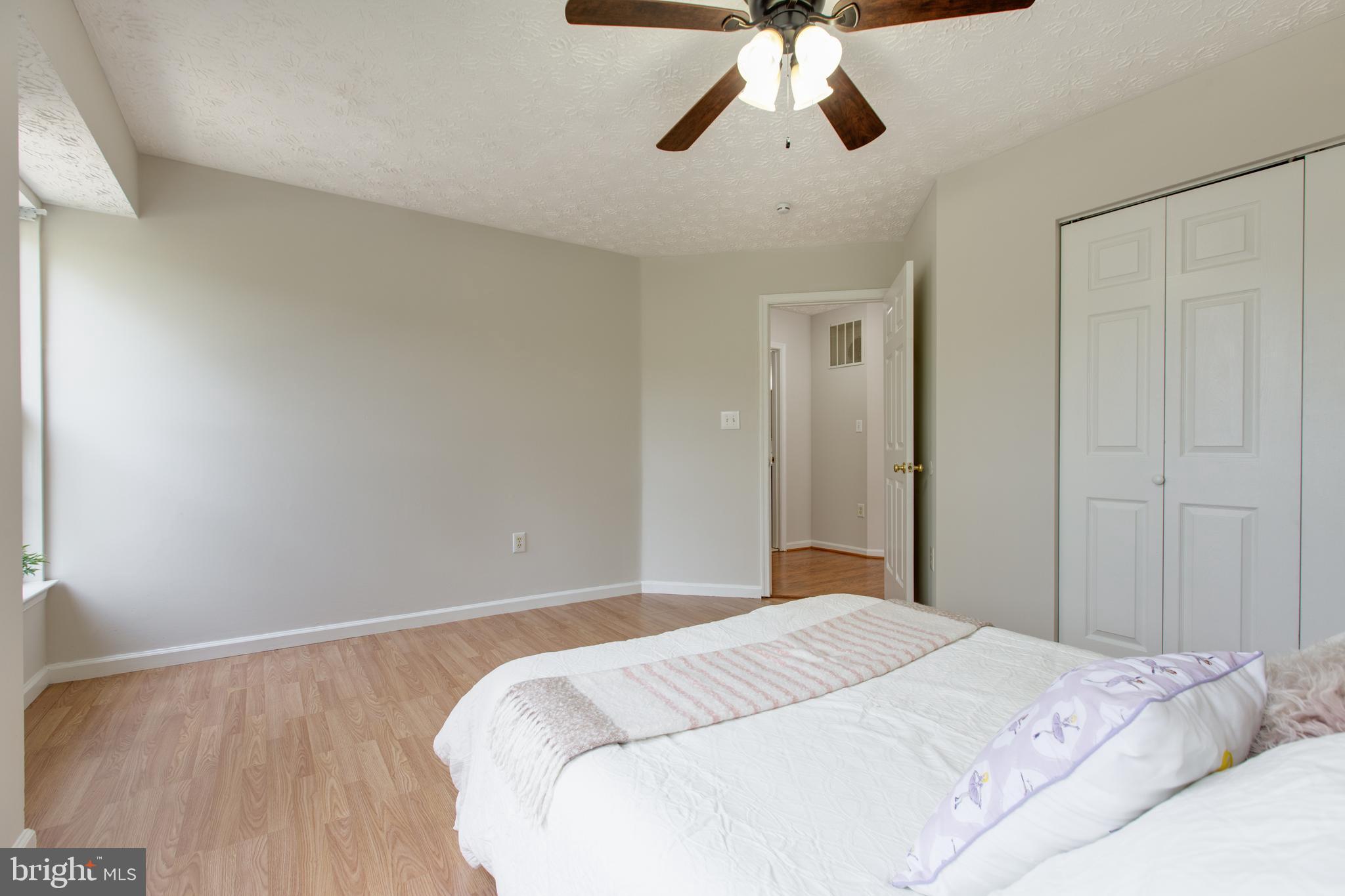 RUSSETT - Residential