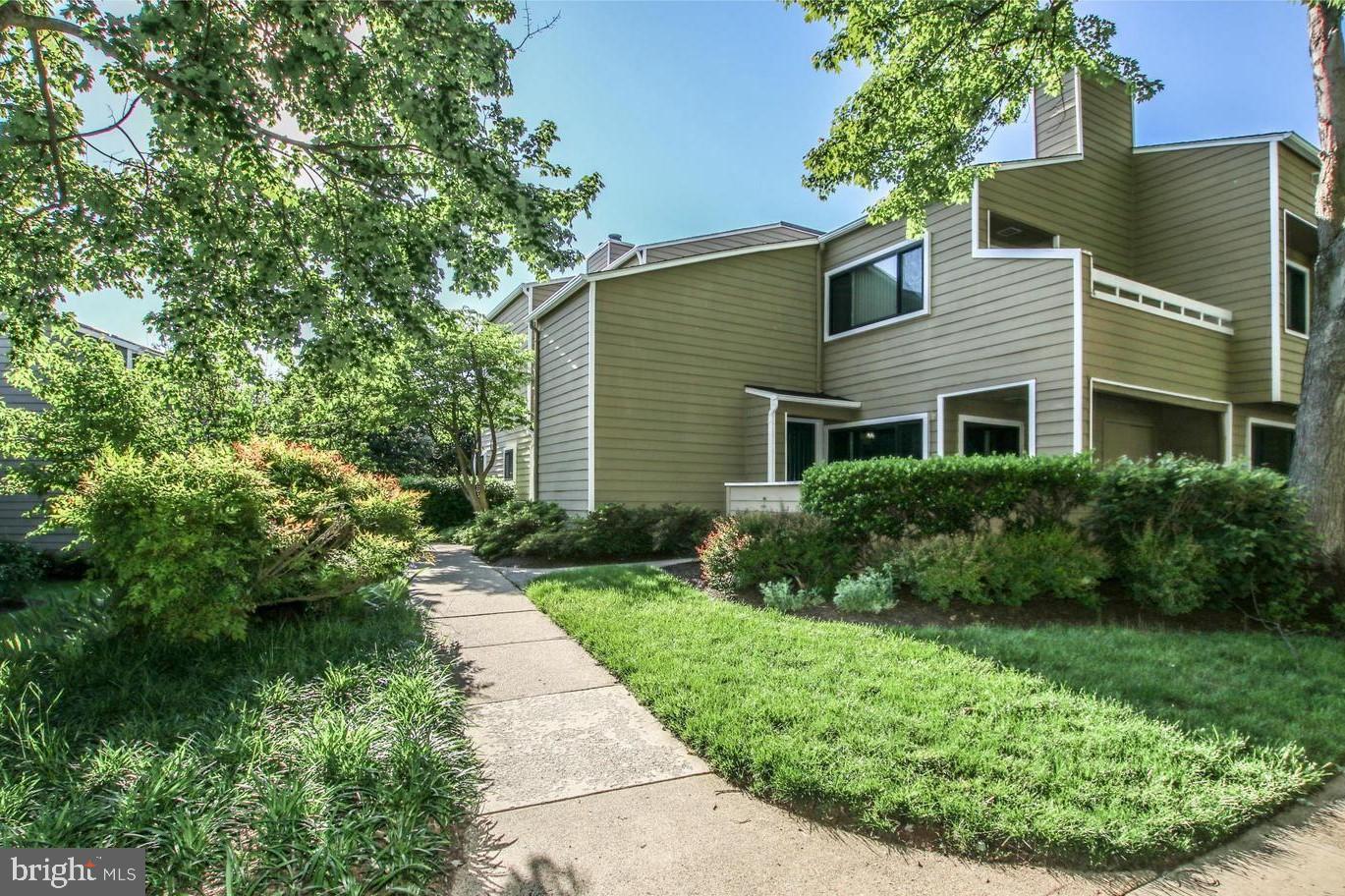 VILLARIDGE - Residential Lease