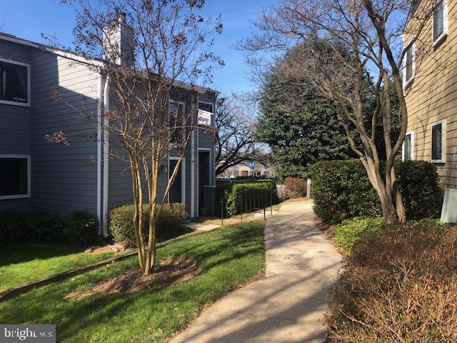 VILLARIDGE - Residential Lease