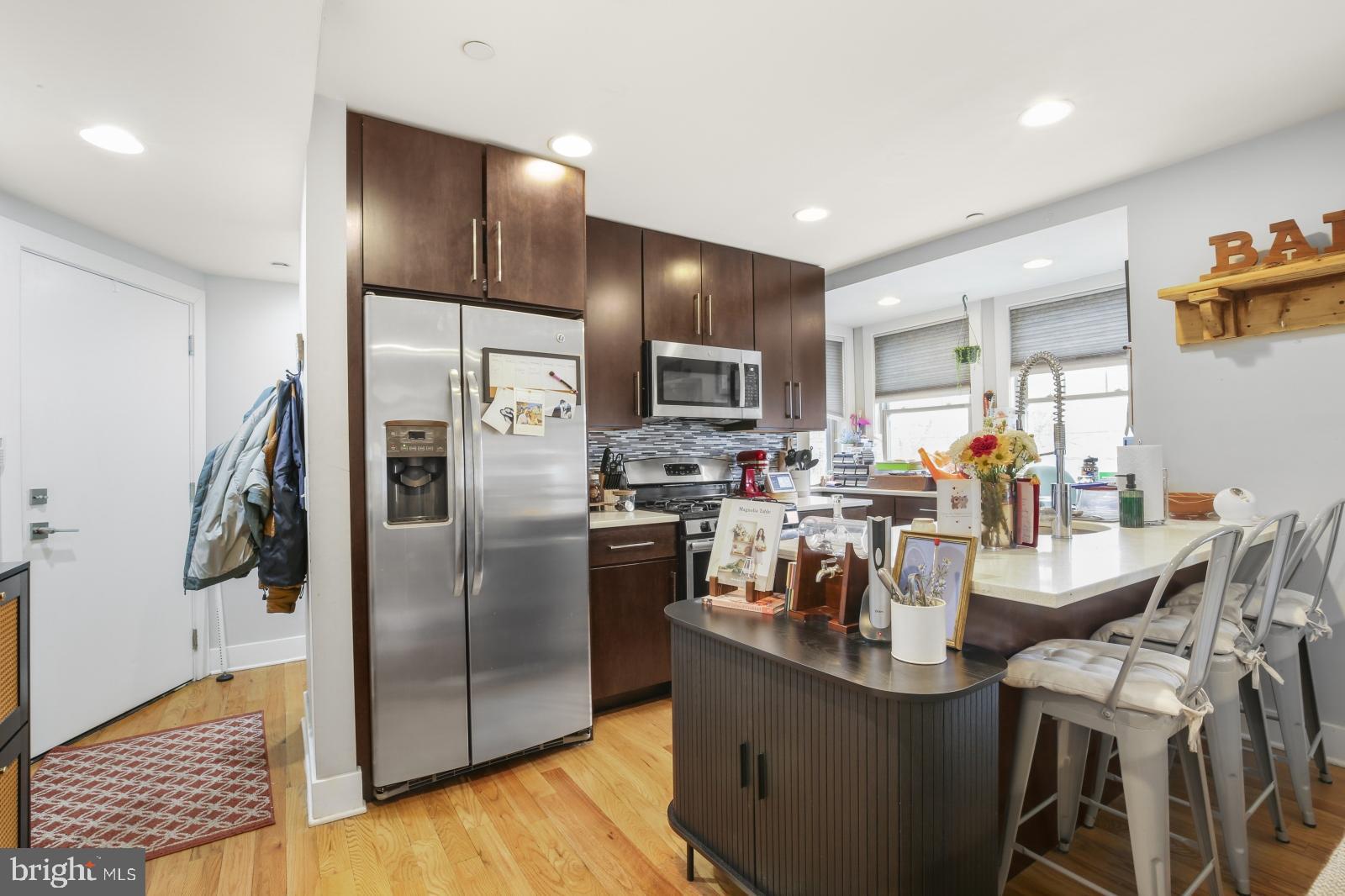 SOCIETY HILL - Residential Lease