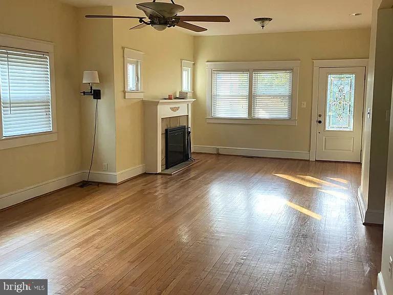 3221 N PERSHING DRIVE