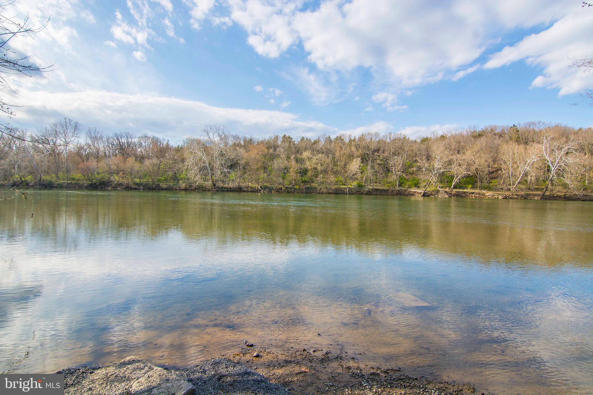 SHENANDOAH  SHORES - Residential