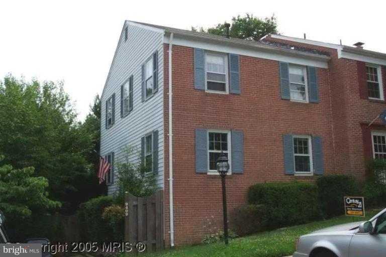 LAKE BRADDOCK - Residential Lease