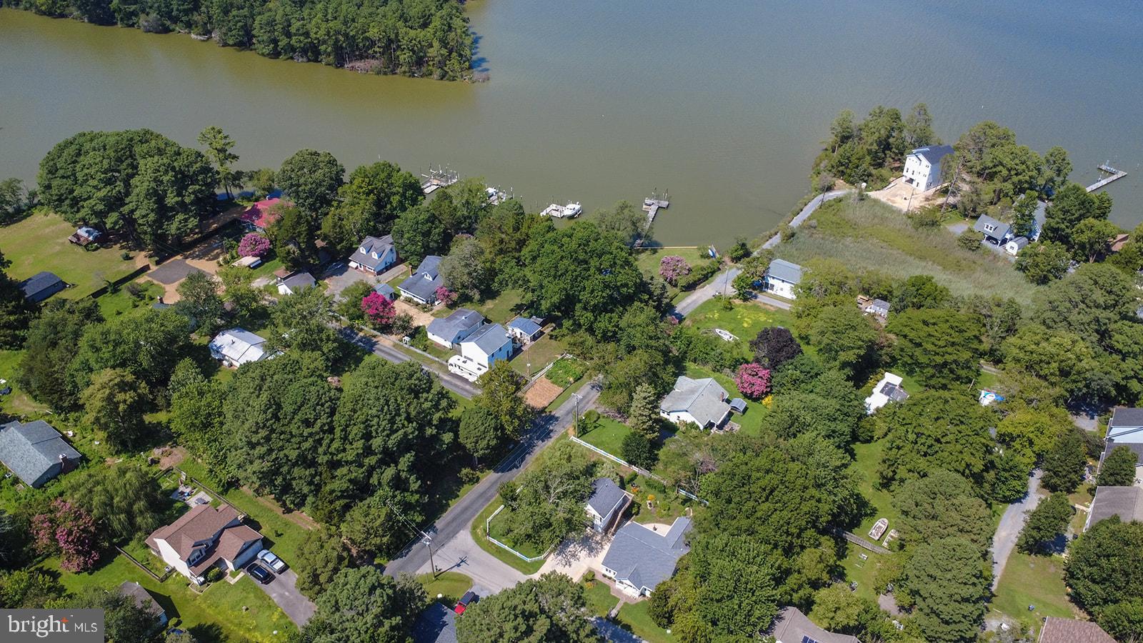 ST. GEORGES BEACH - Residential