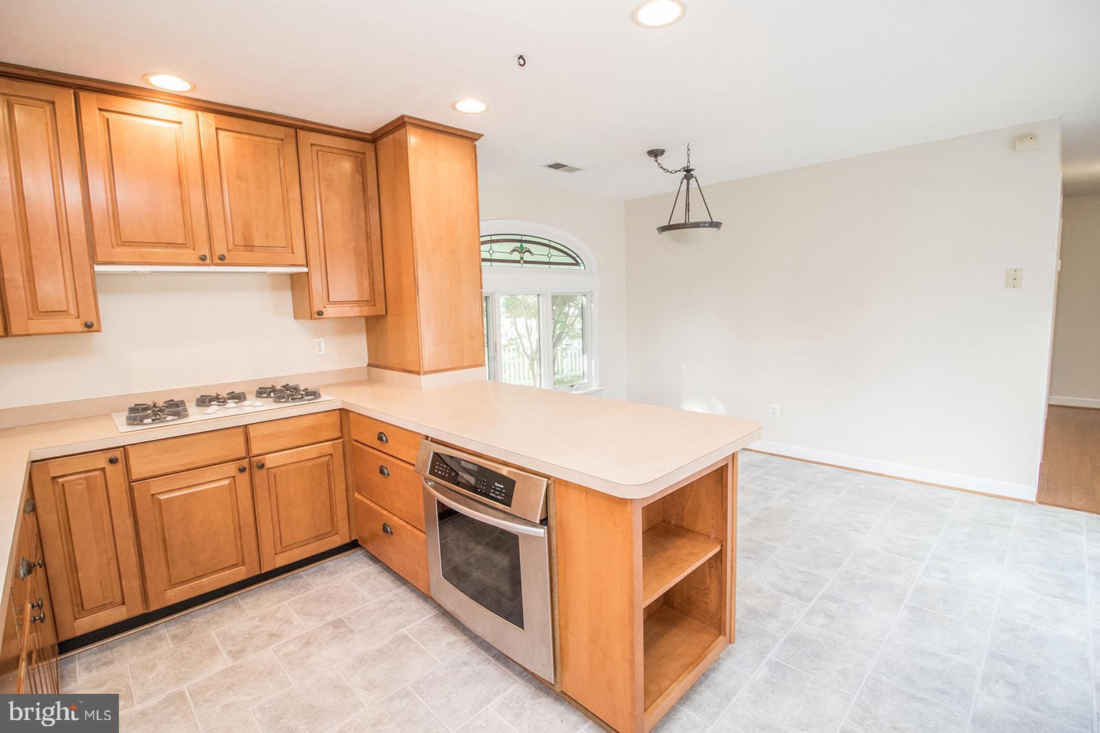 ST. GEORGES BEACH - Residential