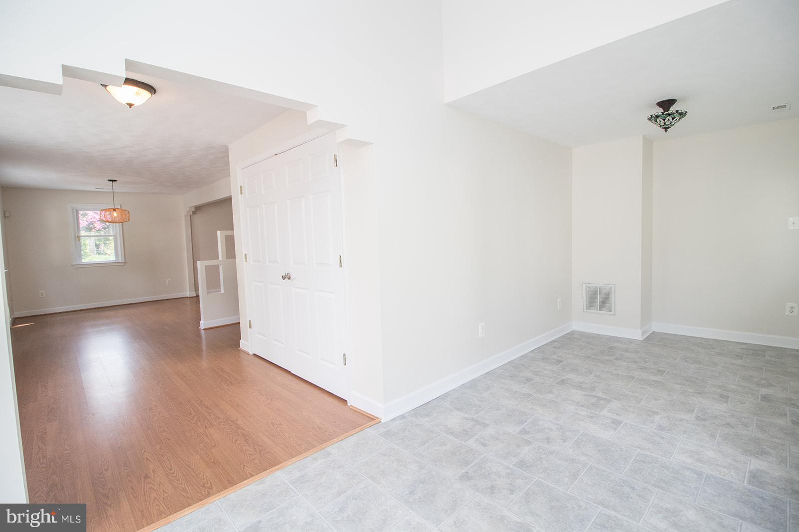 ST. GEORGES BEACH - Residential