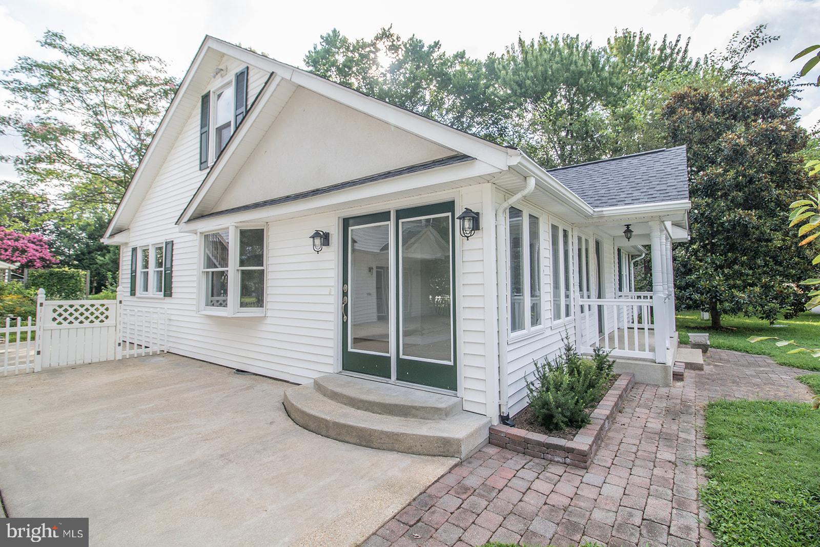 ST. GEORGES BEACH - Residential