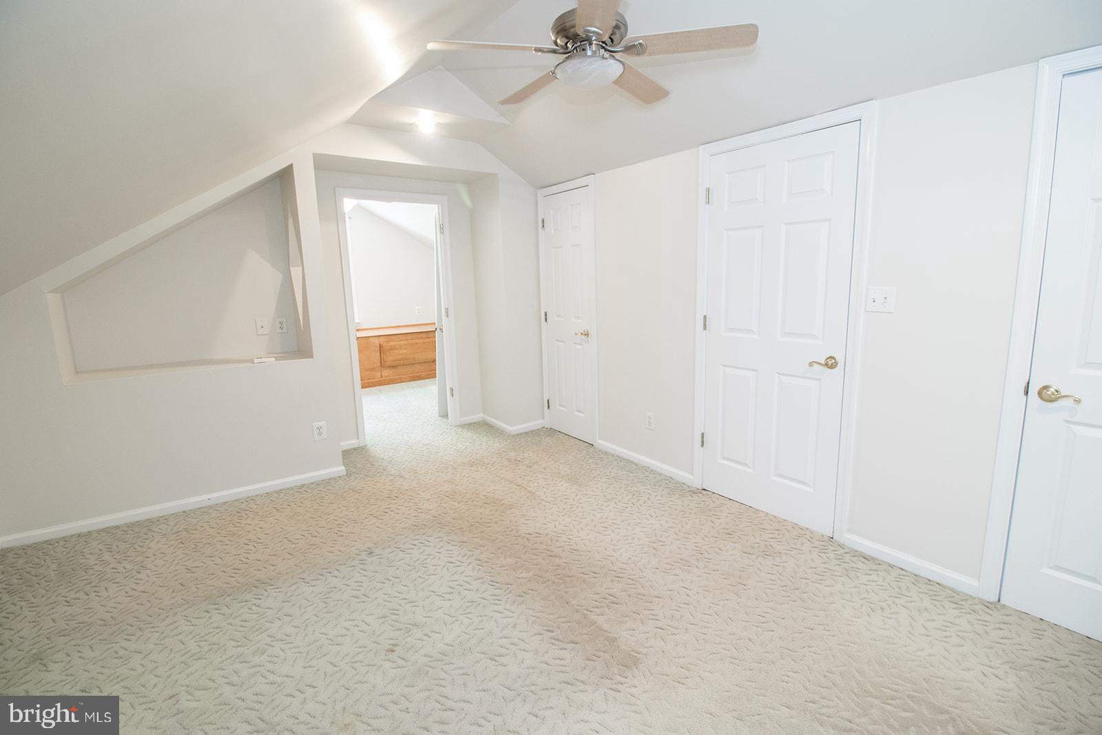 ST. GEORGES BEACH - Residential