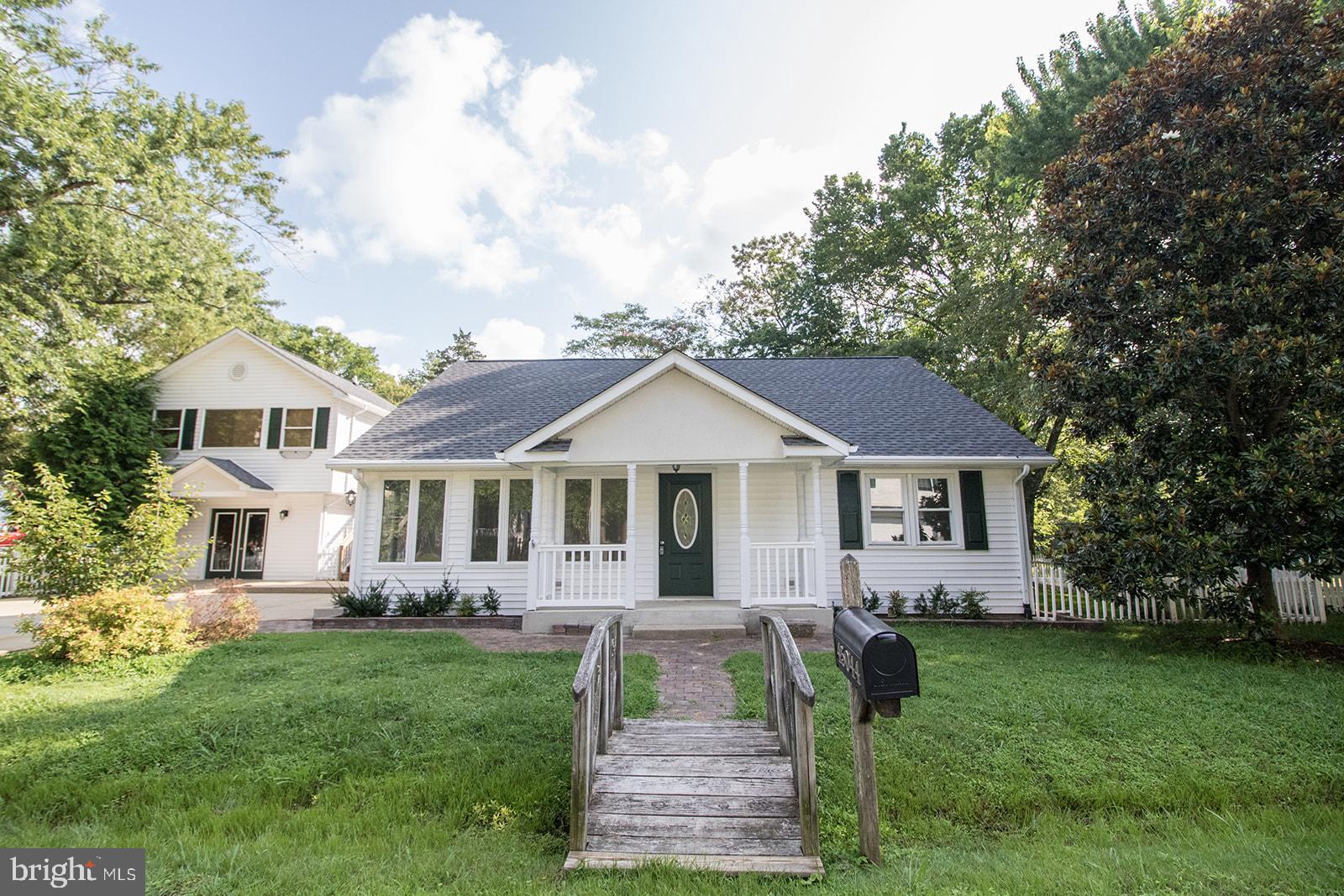 ST. GEORGES BEACH - Residential