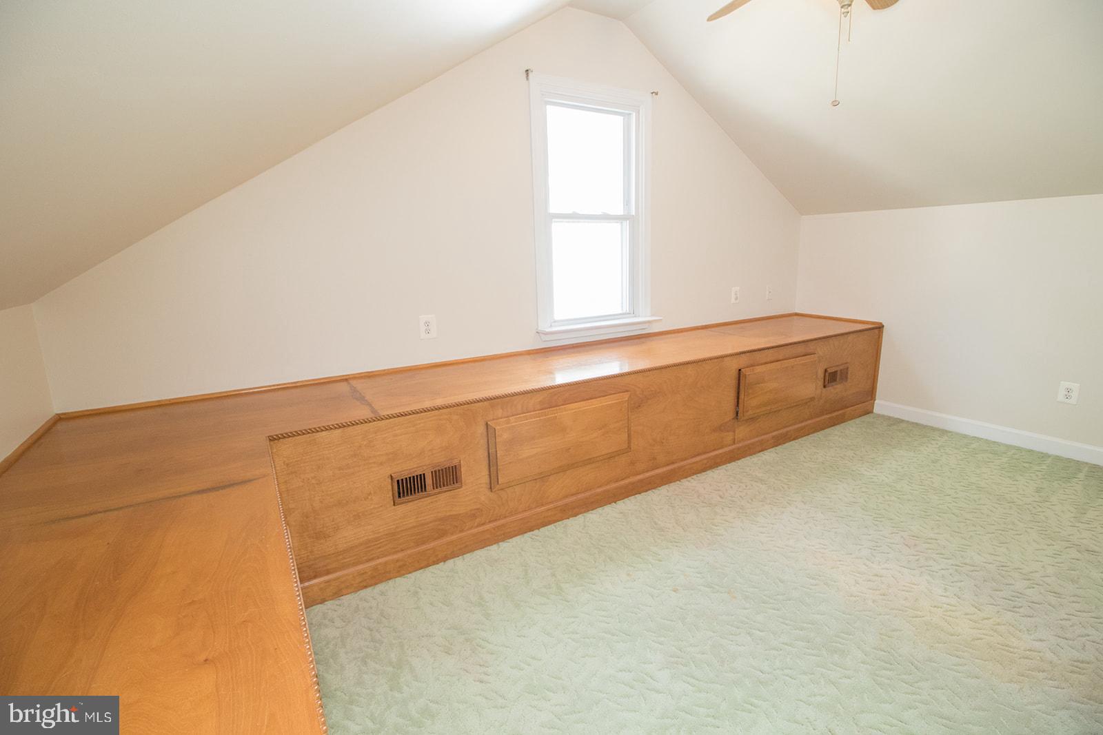 ST. GEORGES BEACH - Residential