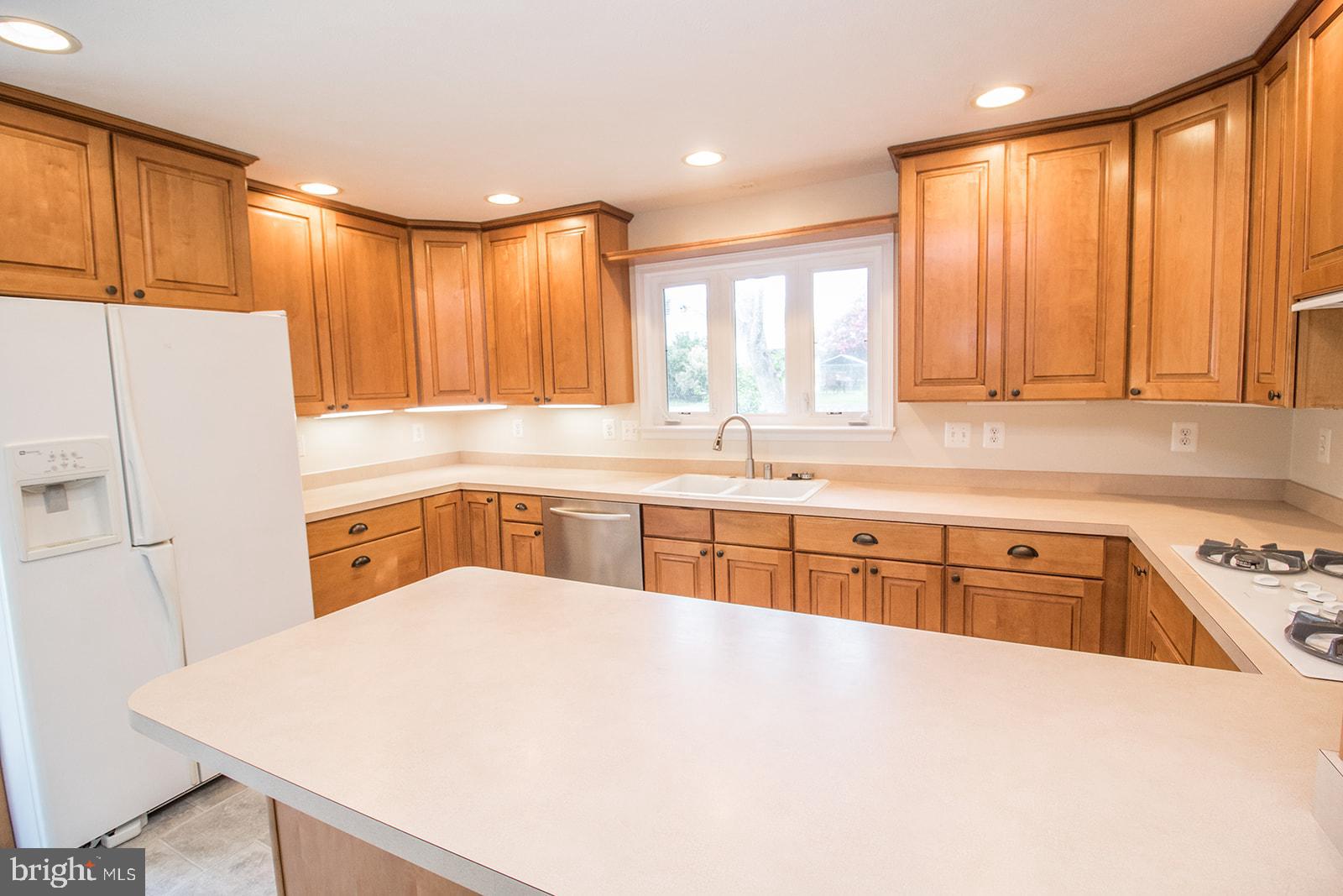 ST. GEORGES BEACH - Residential