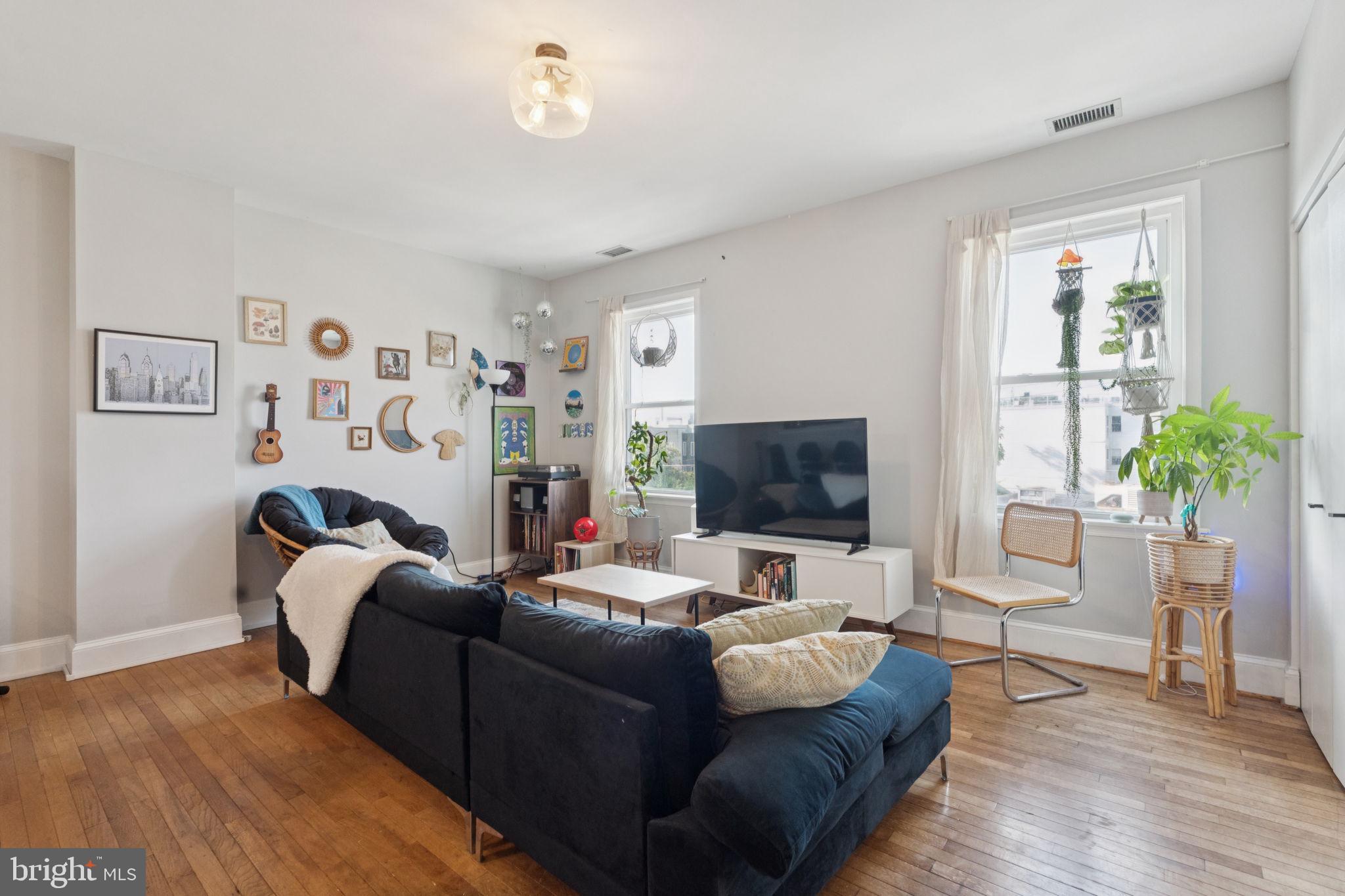 FAIRMOUNT - Residential Lease