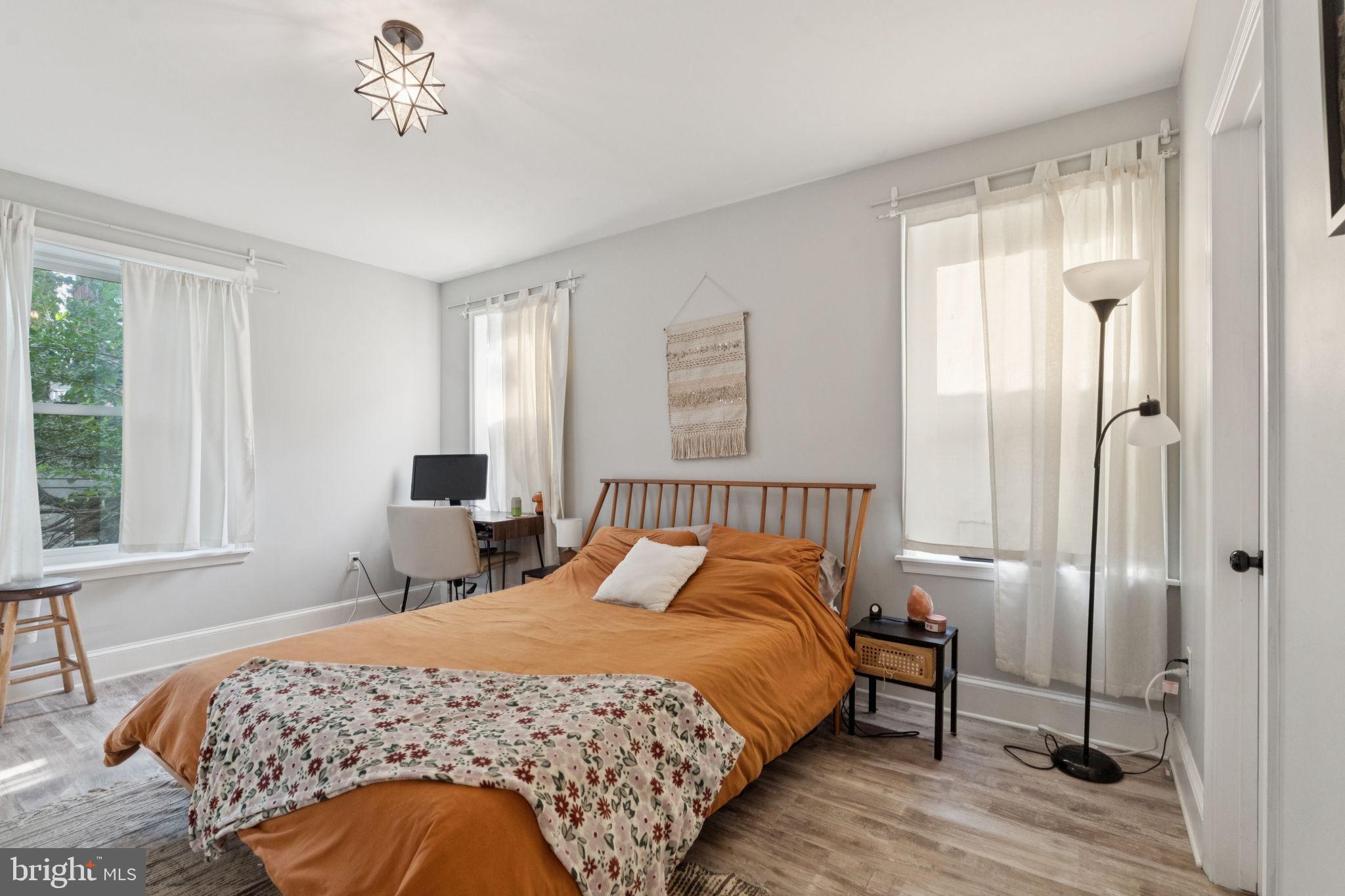 FAIRMOUNT - Residential Lease