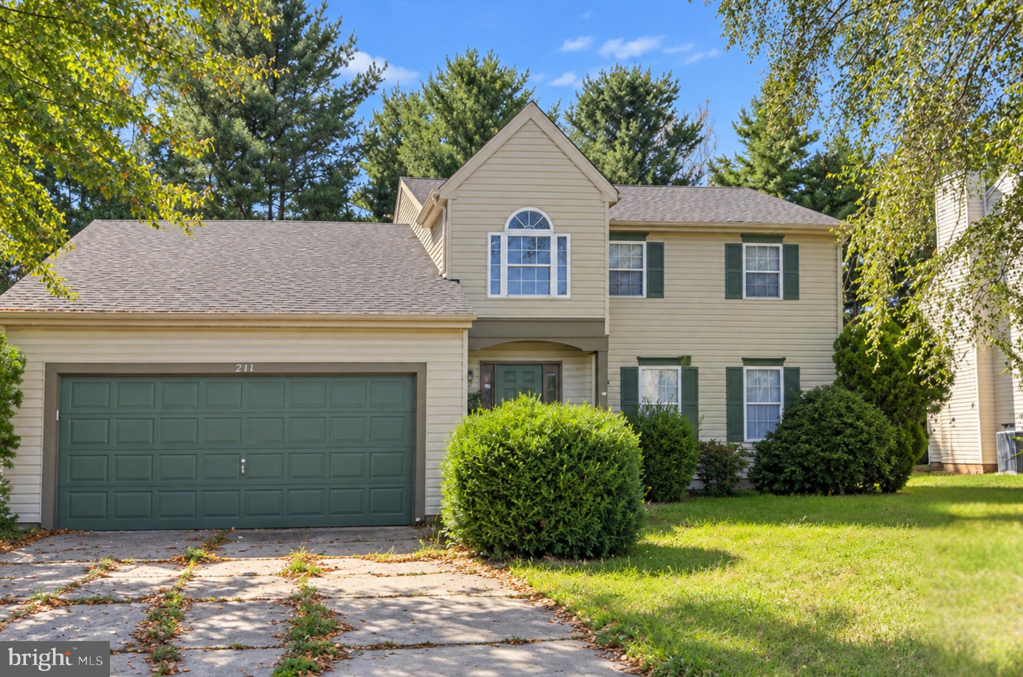 214 NORTHDOWN DRIVE