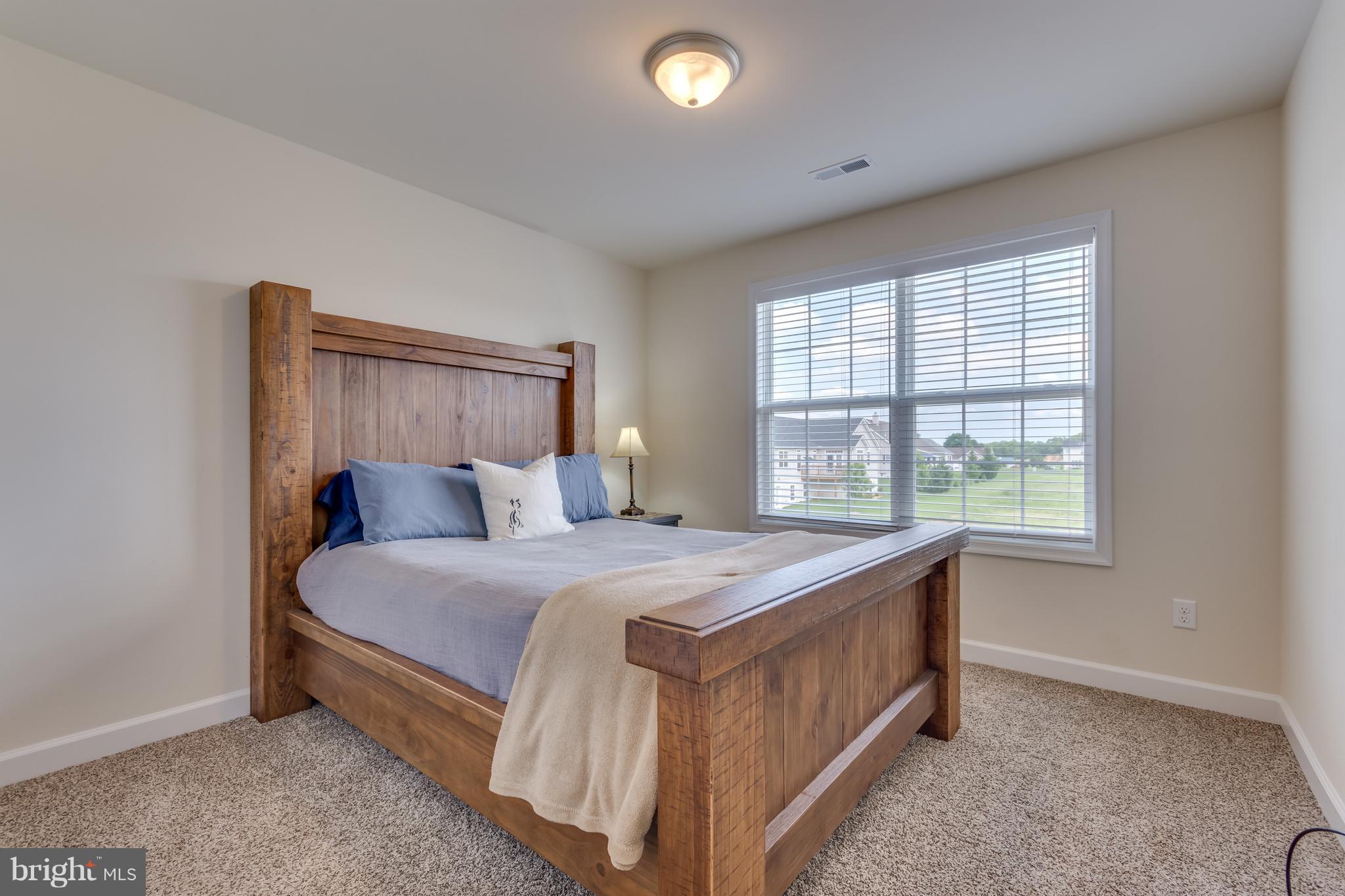 BRIDLE CREEK - Residential