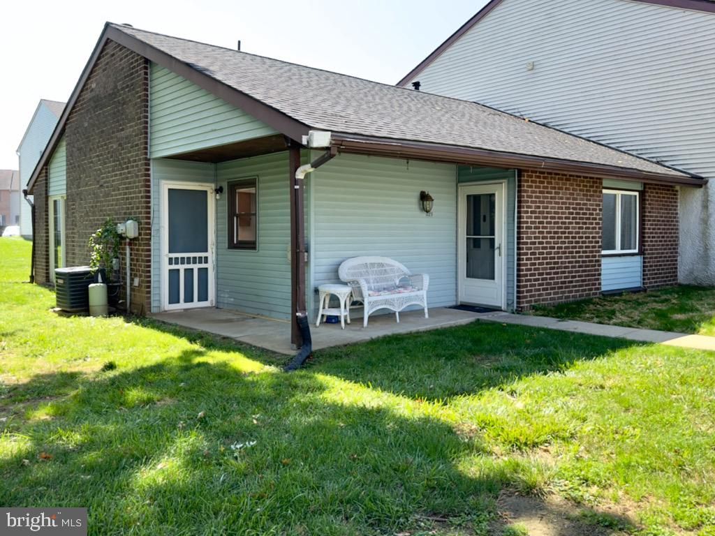 Photo of 329 Greenland Drive, Lancaster, PA 17602 (MLS # PALA2055972)