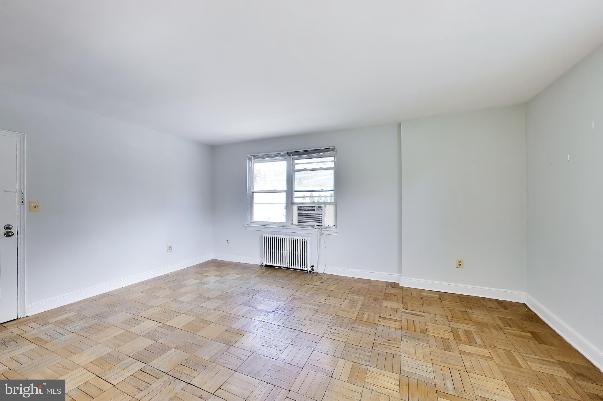 1720 N QUINN STREET 201