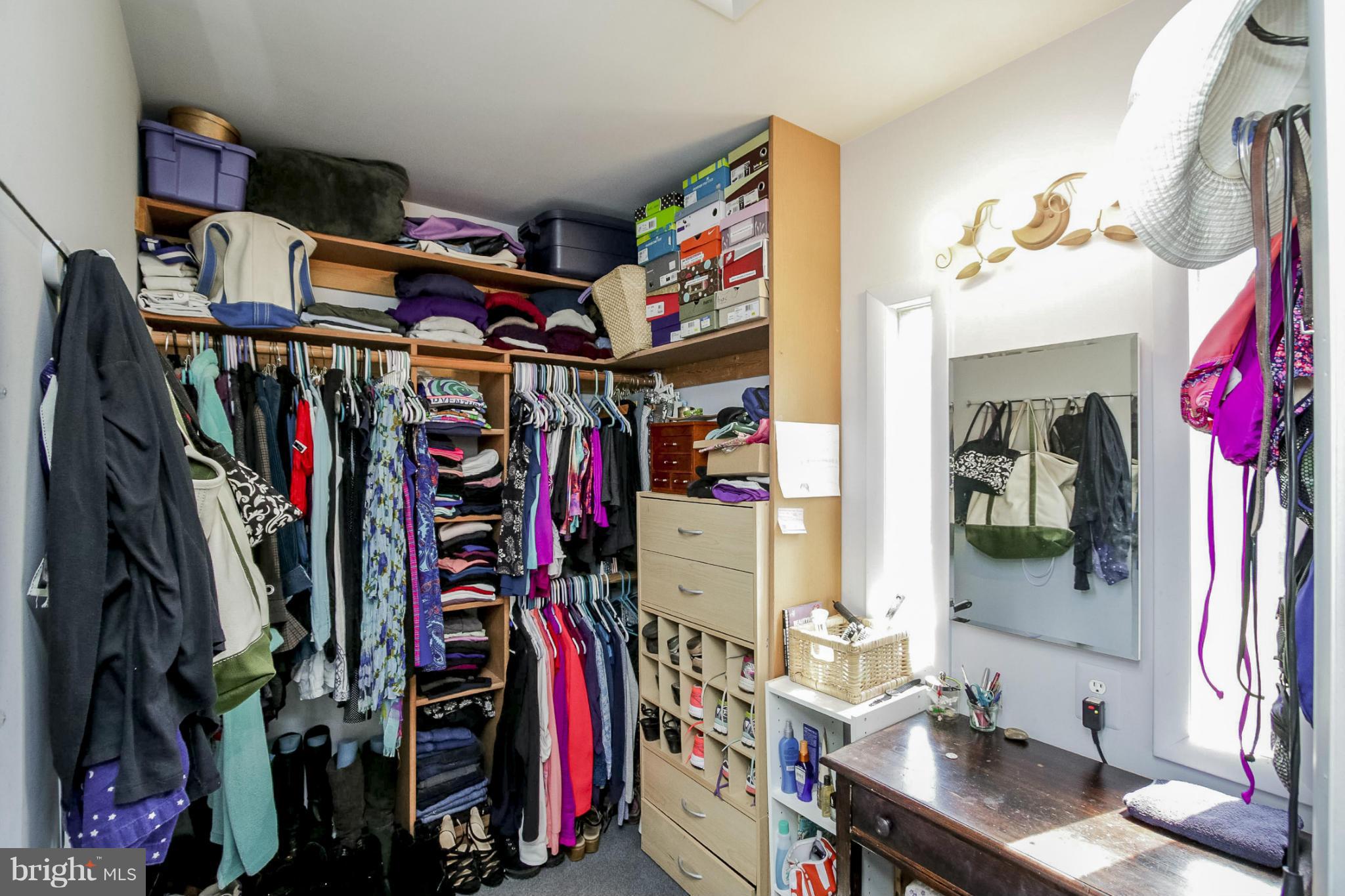 MOUNTAIN VIEW - Residential Lease